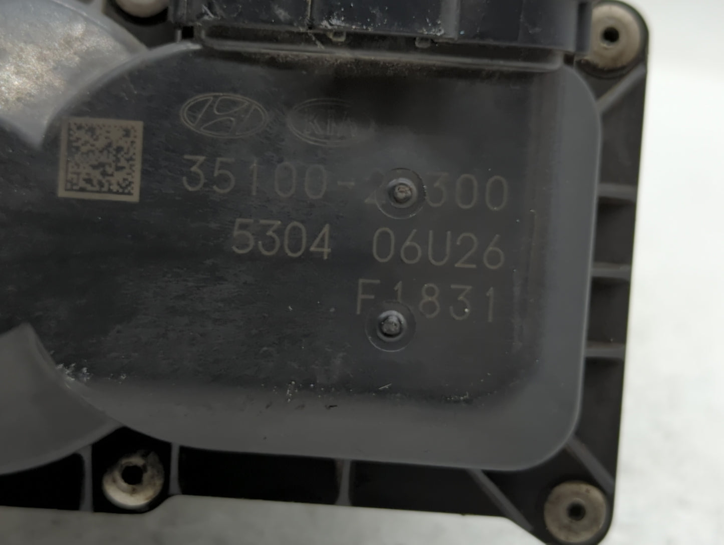 2012-2019 Kia Soul Throttle Body P/N:35100-2B310 5302-1S02, 35100-2B300 Fits Fits 2012 2013 2014 2015 2016 2017 2018 2019 OE