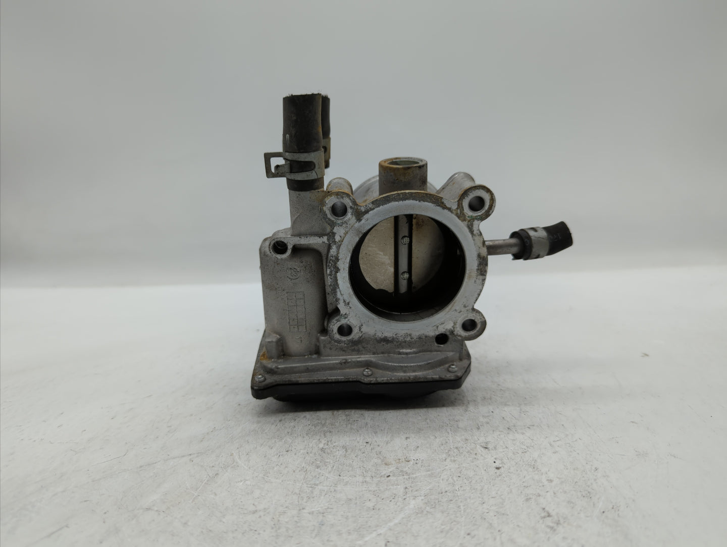 2012-2019 Kia Soul Throttle Body P/N:35100-2B310 5302-1S02, 35100-2B300 Fits Fits 2012 2013 2014 2015 2016 2017 2018 2019 OE
