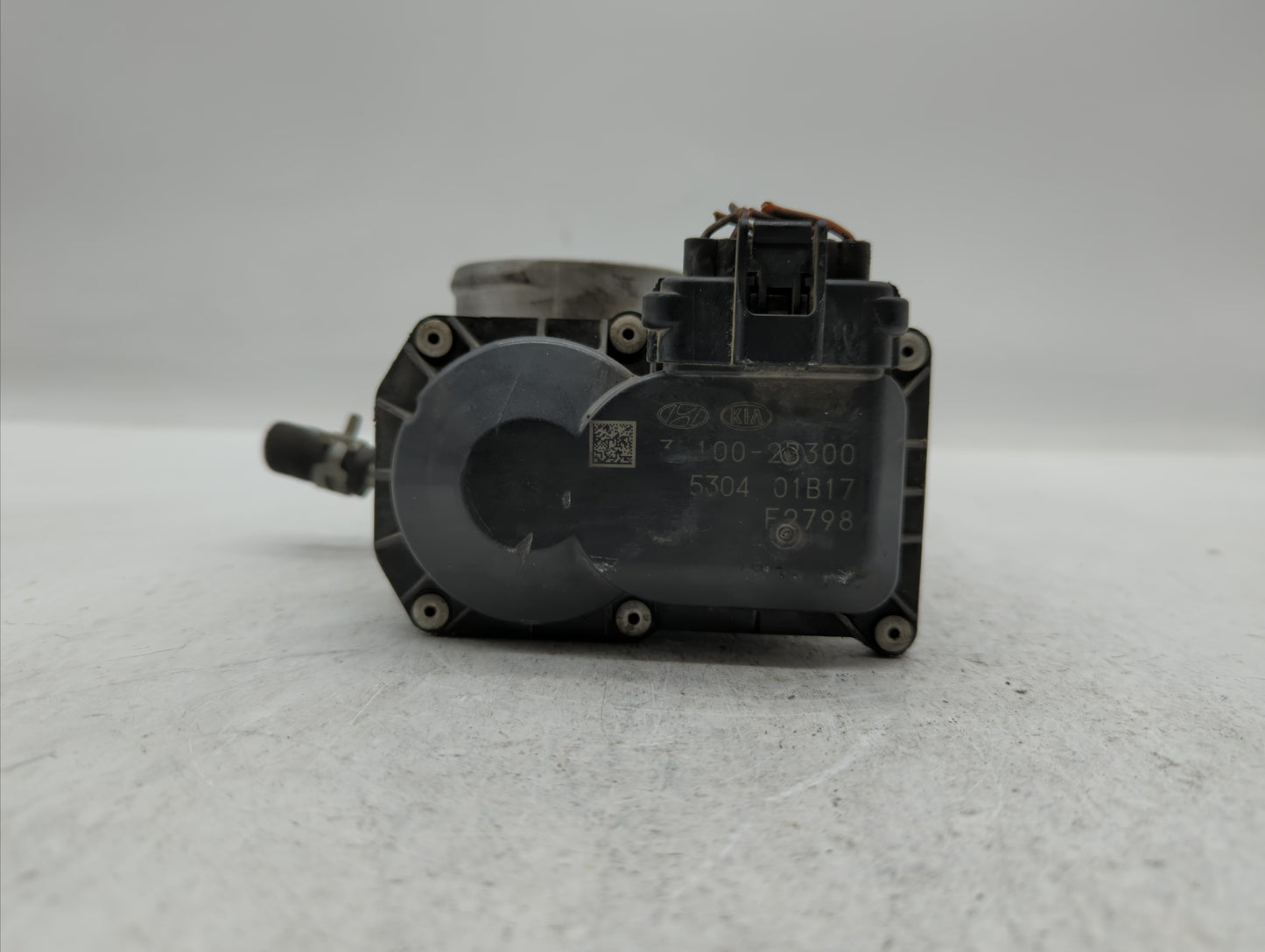 2012-2019 Kia Soul Throttle Body P/N:35100-2B310 5302-1S02, 35100-2B300 Fits Fits 2012 2013 2014 2015 2016 2017 2018 2019 OE