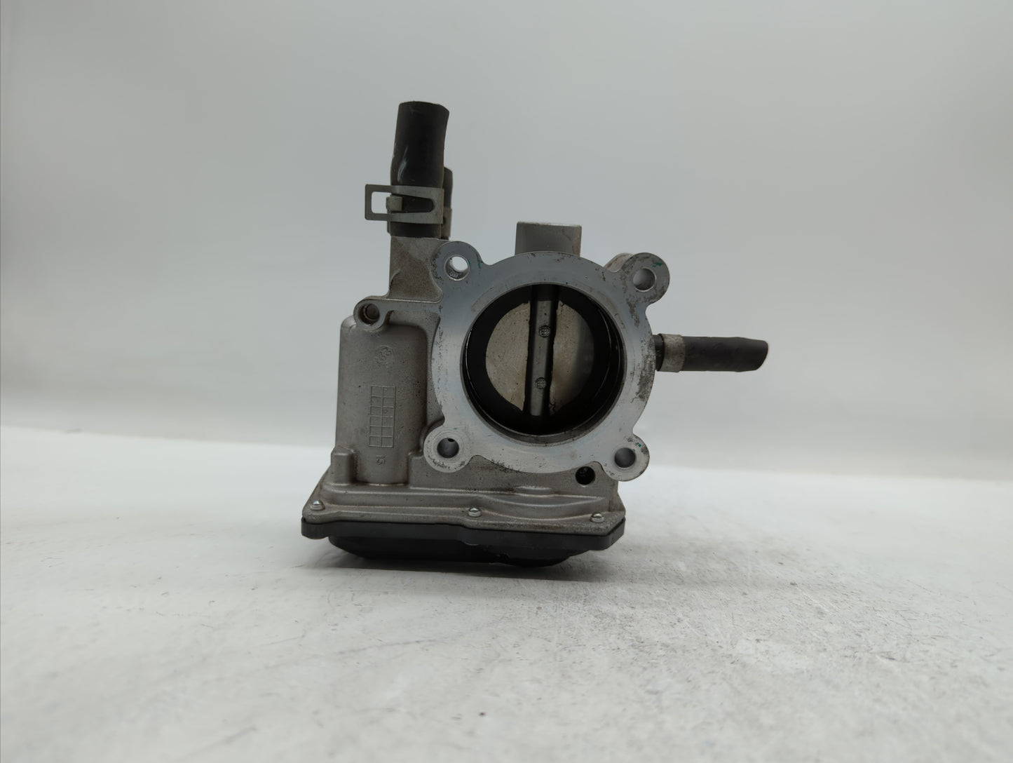 2012-2019 Kia Soul Throttle Body P/N:35100-2B310 5302-1S02, 35100-2B300 Fits Fits 2012 2013 2014 2015 2016 2017 2018 2019 OE