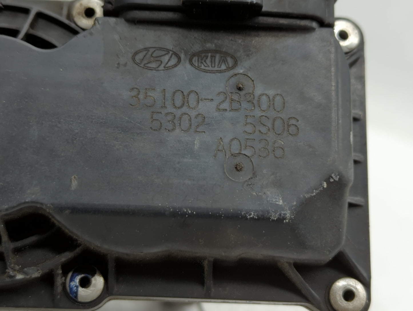 2012-2019 Kia Soul Throttle Body P/N:35100-2B310 5302-1S02, 35100-2B300 Fits Fits 2012 2013 2014 2015 2016 2017 2018 2019 OE