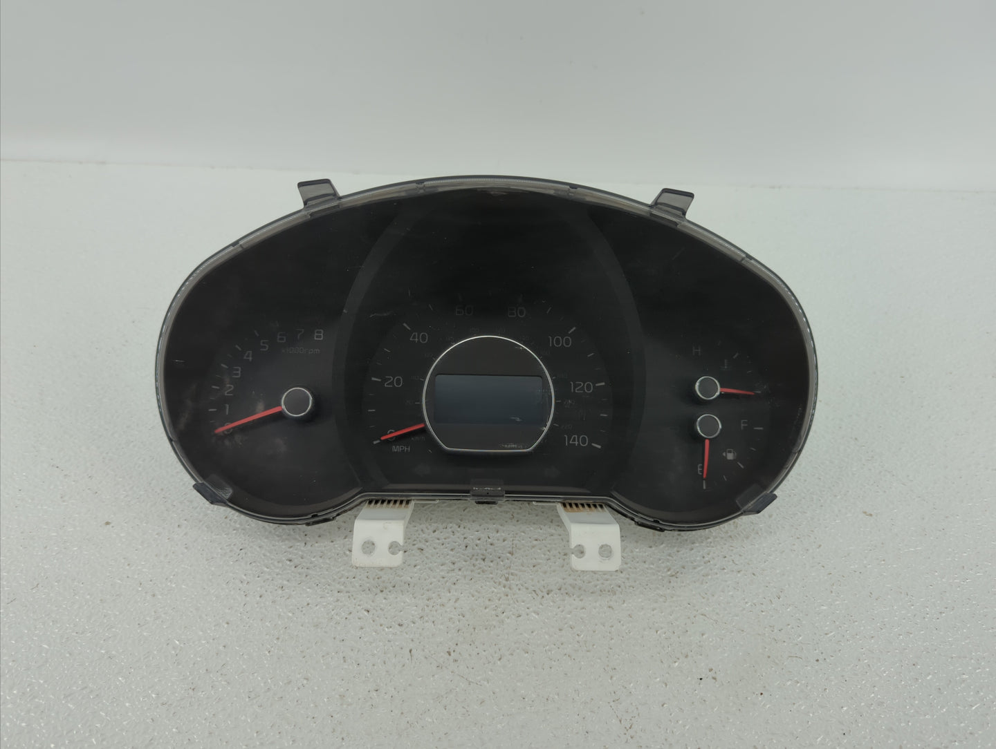 2014-2015 Kia Soul Instrument Cluster Speedometer Gauges P/N:94006-B2510 94006-B2520 Fits Fits 2014 2015 OEM Used Auto Parts