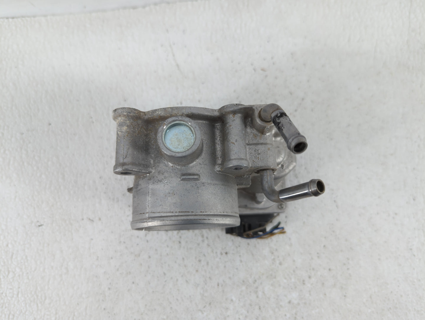 2014-2019 Kia Soul Throttle Body P/N:35100-2E000 1302150124, 35100-2E710 Fits Fits 2011 2012 2013 2014 2015 2016 2017 2018 2