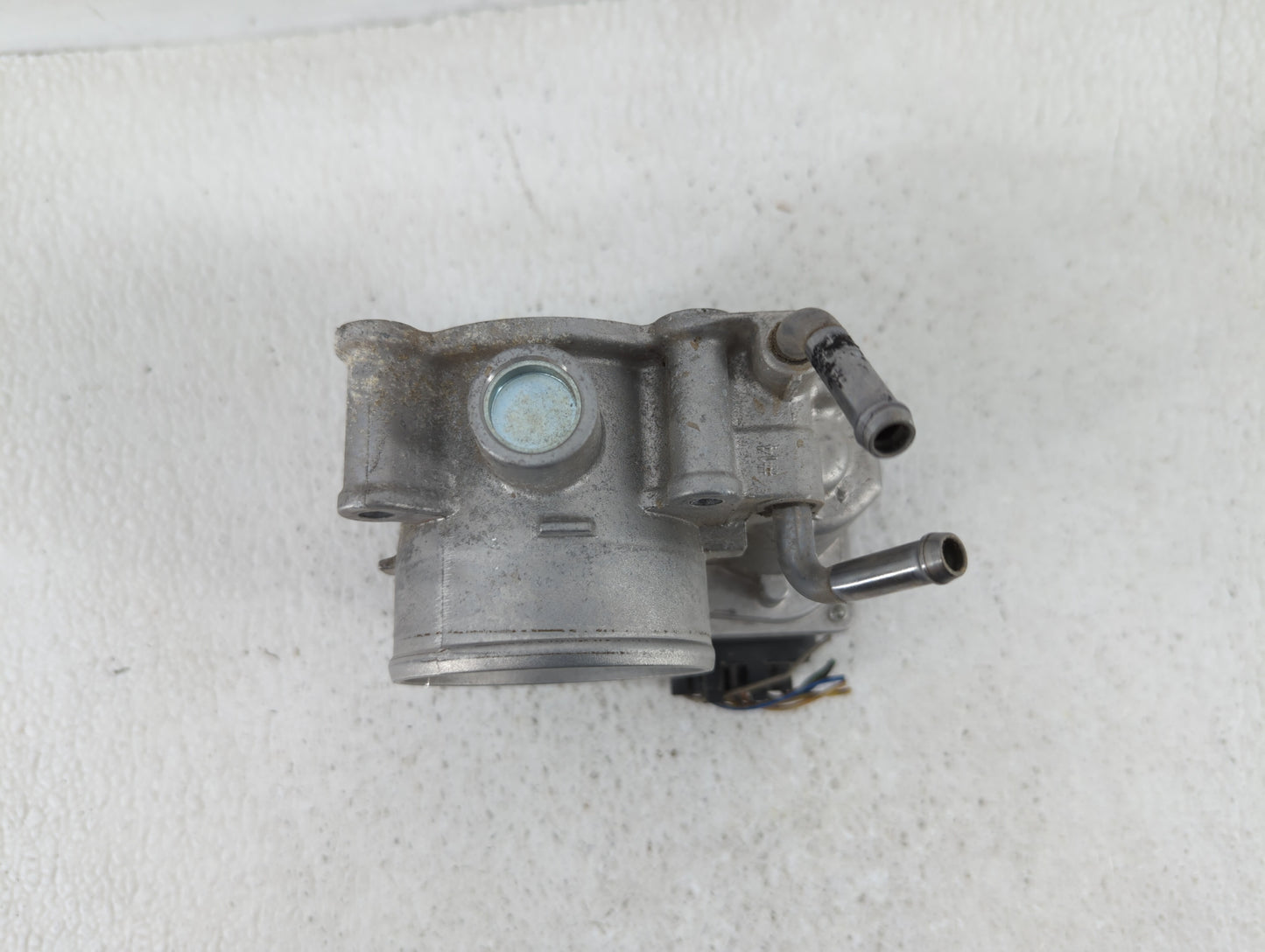 2014-2019 Kia Soul Throttle Body P/N:35100-2E000 1302150124, 35100-2E710 Fits Fits 2011 2012 2013 2014 2015 2016 2017 2018 2