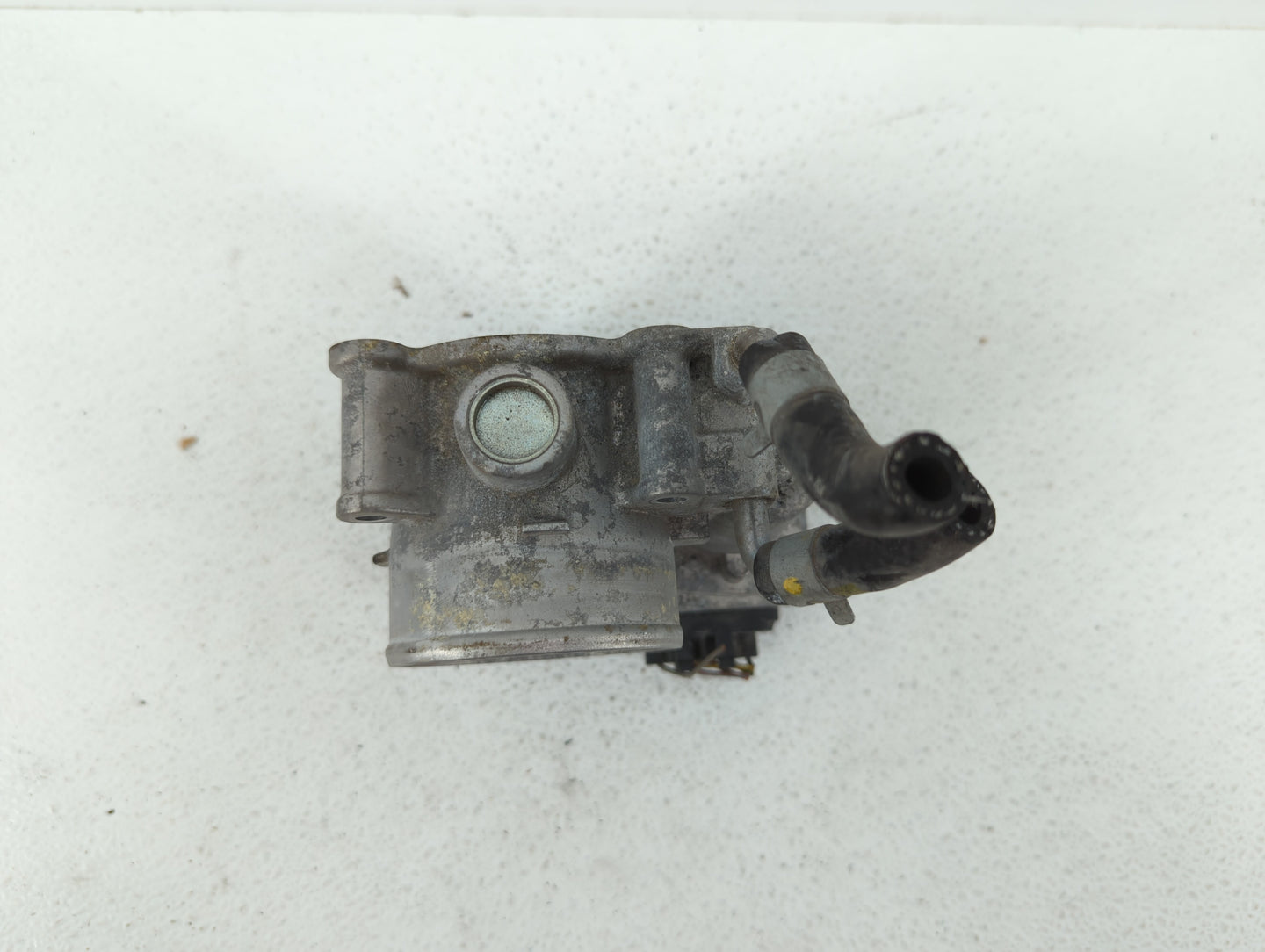 2014-2019 Kia Soul Throttle Body P/N:35100-2E000 1302150124, 35100-2E710 Fits Fits 2011 2012 2013 2014 2015 2016 2017 2018 2