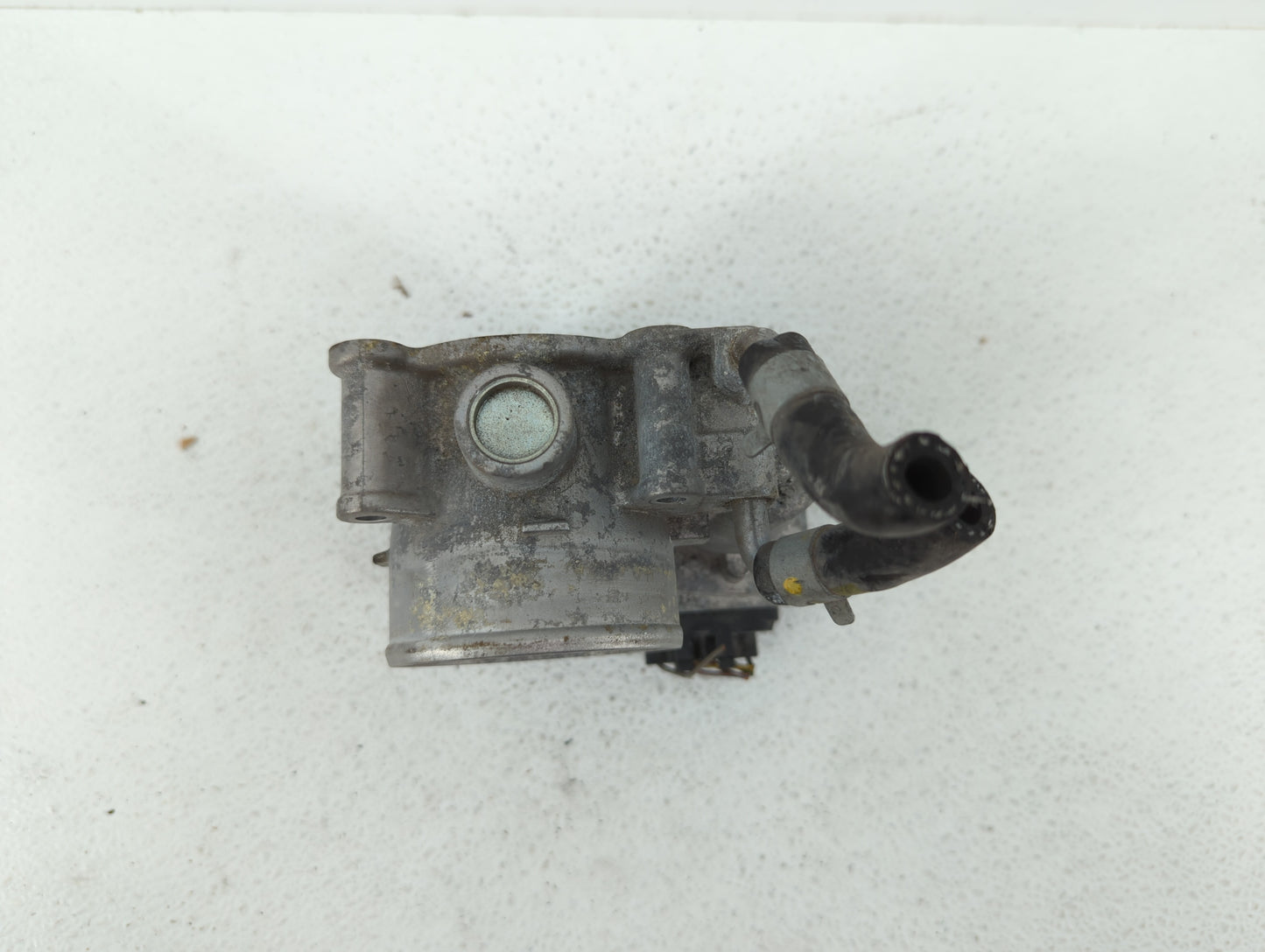 2014-2019 Kia Soul Throttle Body P/N:35100-2E000 1302150124, 35100-2E710 Fits Fits 2011 2012 2013 2014 2015 2016 2017 2018 2
