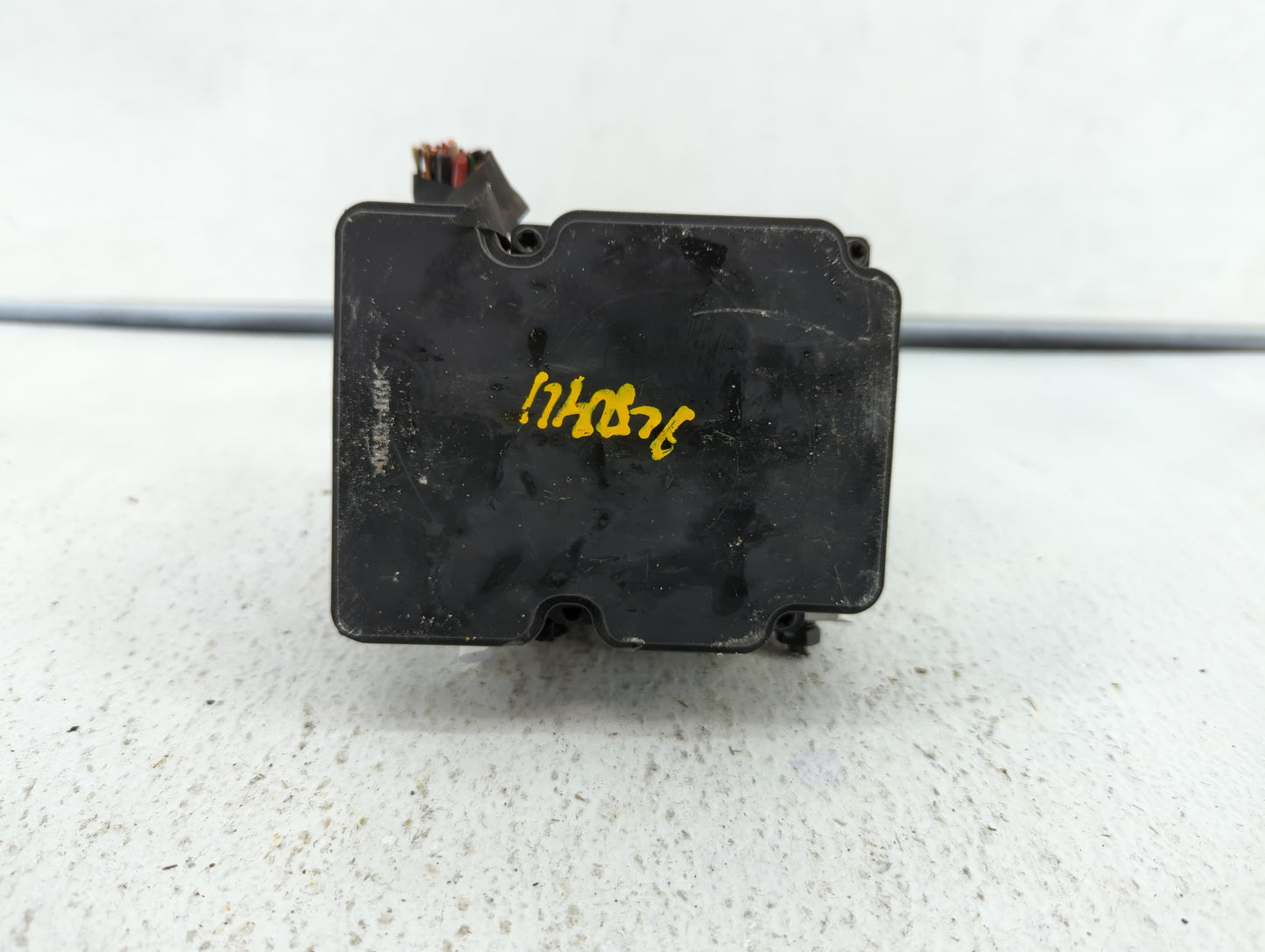 2014-2015 Kia Soul ABS Pump Control Module Replacement P/N:58900-B2506 58929-B2506, 58920-B2506 Fits Fits 2014 2015 OEM Used