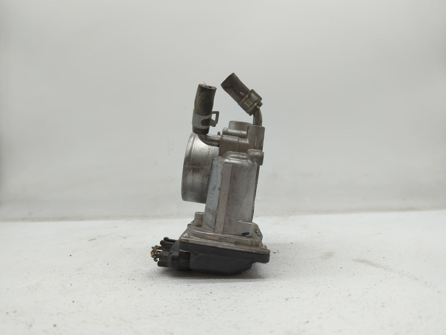 2014-2019 Kia Soul Throttle Body P/N:35100-2E000 1302150124, 35100-2E710 Fits Fits 2011 2012 2013 2014 2015 2016 2017 2018 2