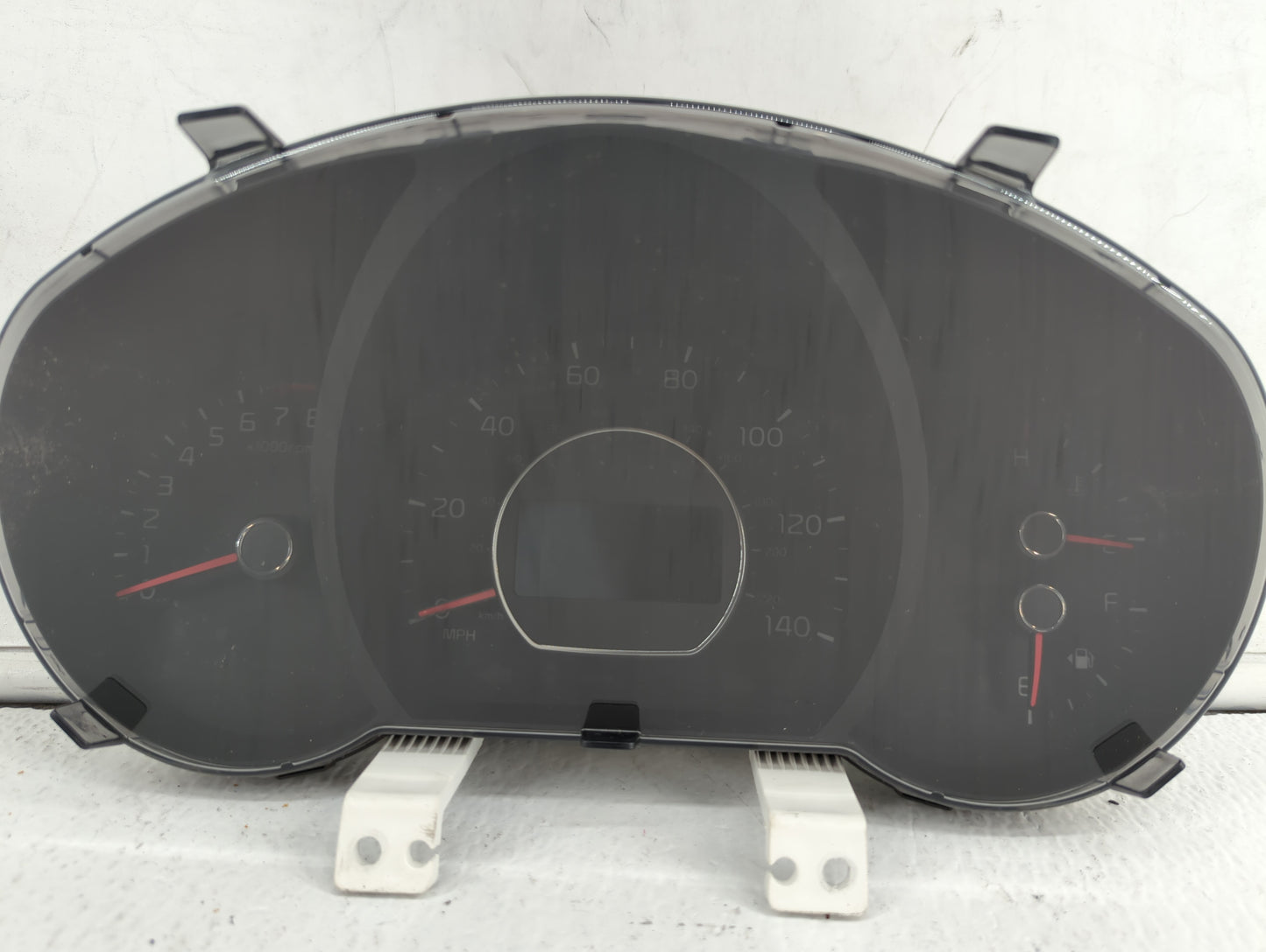 2014-2015 Kia Soul Instrument Cluster Speedometer Gauges P/N:94006-B2540 Fits Fits 2014 2015 OEM Used Auto Parts - Oemusedau