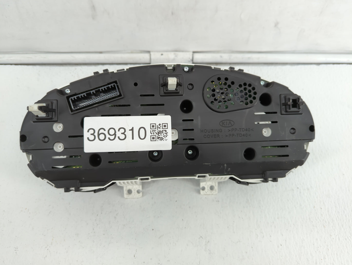 2014-2015 Kia Soul Instrument Cluster Speedometer Gauges P/N:94006-B2540 Fits Fits 2014 2015 OEM Used Auto Parts - Oemusedau