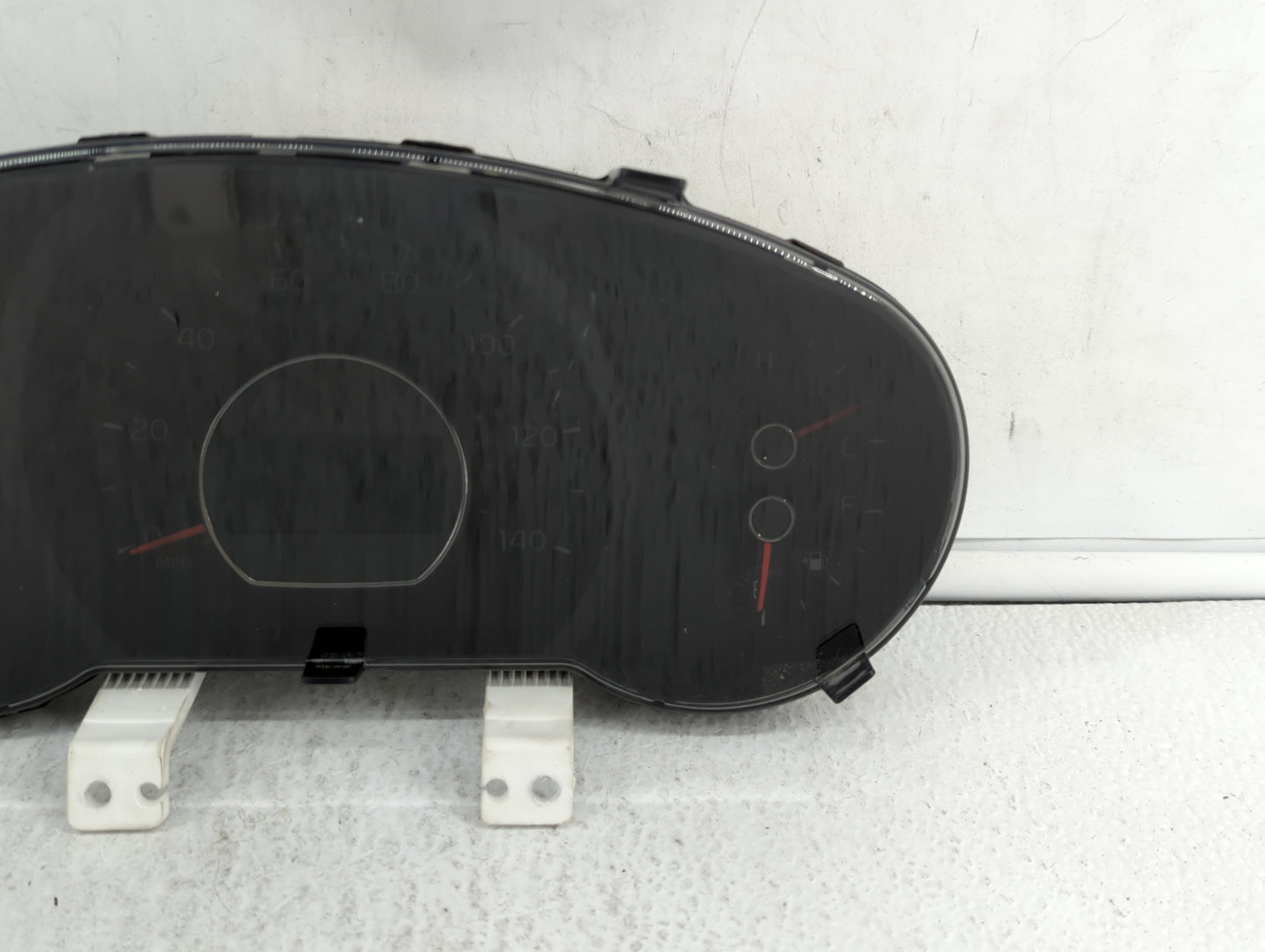 2014-2015 Kia Soul Instrument Cluster Speedometer Gauges P/N:94006-B2510 94006-B2520 Fits Fits 2014 2015 OEM Used Auto Parts