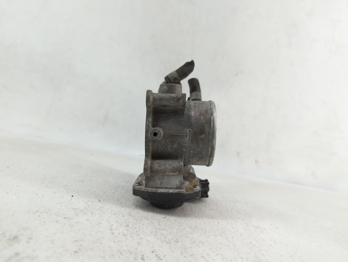 2014-2019 Kia Soul Throttle Body P/N:35100-2E000 1302150124, 35100-2E710 Fits Fits 2011 2012 2013 2014 2015 2016 2017 2018 2