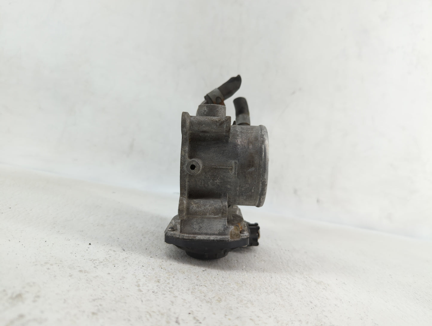 2014-2019 Kia Soul Throttle Body P/N:35100-2E000 1302150124, 35100-2E710 Fits Fits 2011 2012 2013 2014 2015 2016 2017 2018 2