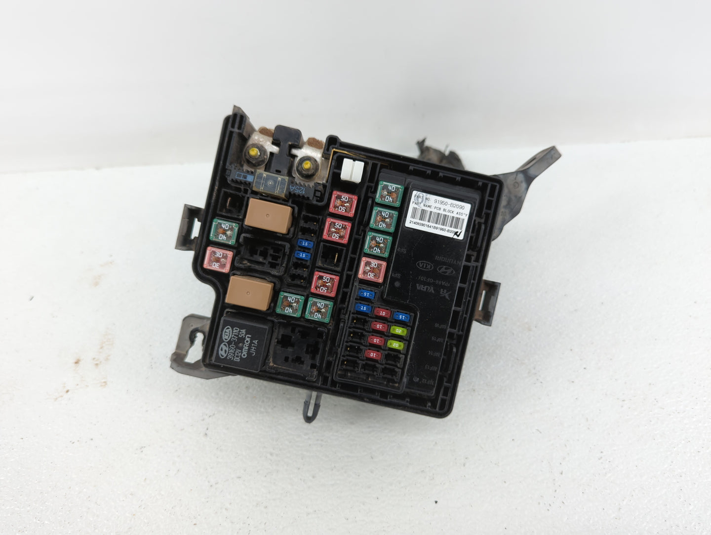 2015 Kia Soul Fusebox Fuse Box Panel Relay Module P/N:91417B2120 91415B2160, 91950-B2090 Fits OEM Used Auto Parts - Oemuseda