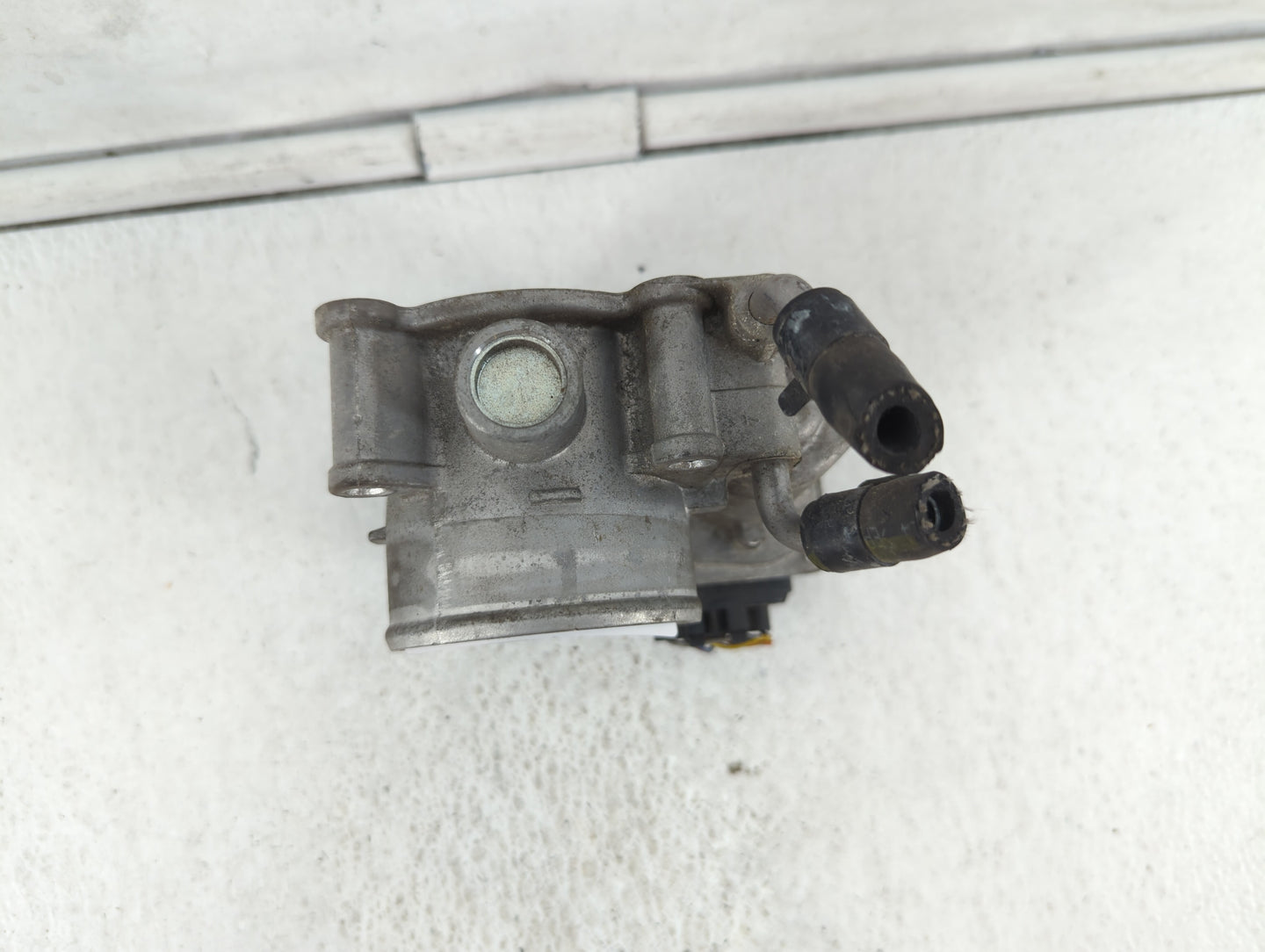 2014-2019 Kia Soul Throttle Body P/N:35100-2E000 1302150124, 35100-2E710 Fits Fits 2011 2012 2013 2014 2015 2016 2017 2018 2