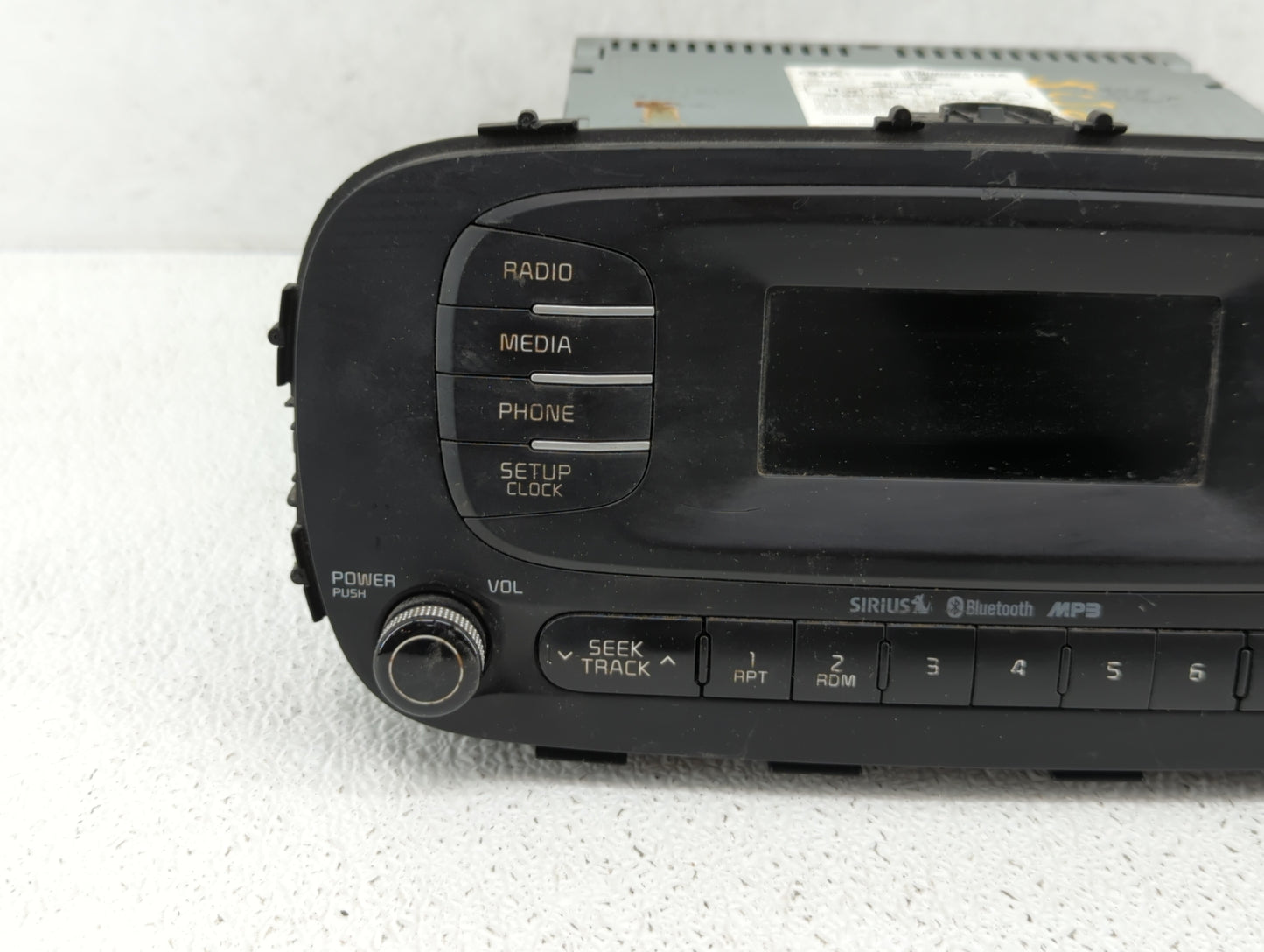 2014-2016 Kia Soul Am Fm Cd Player Radio Receiver - Oemusedautoparts1.com