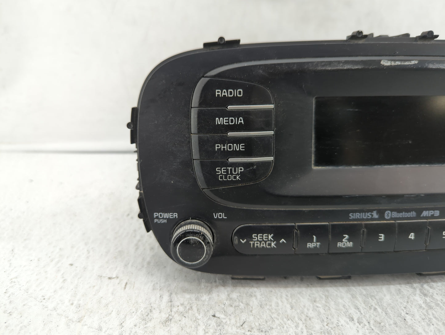 2014-2016 Kia Soul Am Fm Cd Player Radio Receiver - Oemusedautoparts1.com