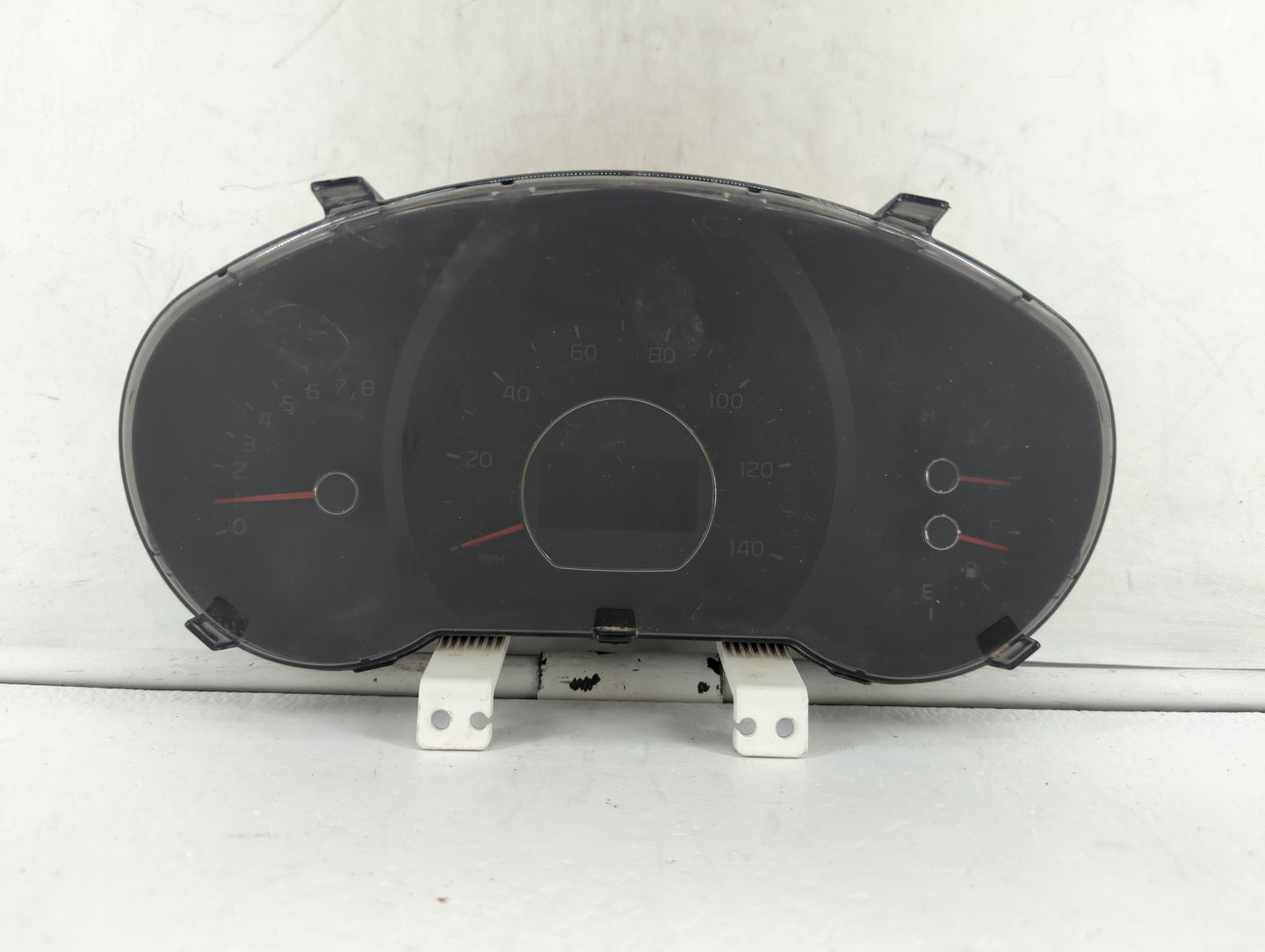 2014-2015 Kia Soul Instrument Cluster Speedometer Gauges P/N:94006-B2510 94006-B2520 Fits Fits 2014 2015 OEM Used Auto Parts