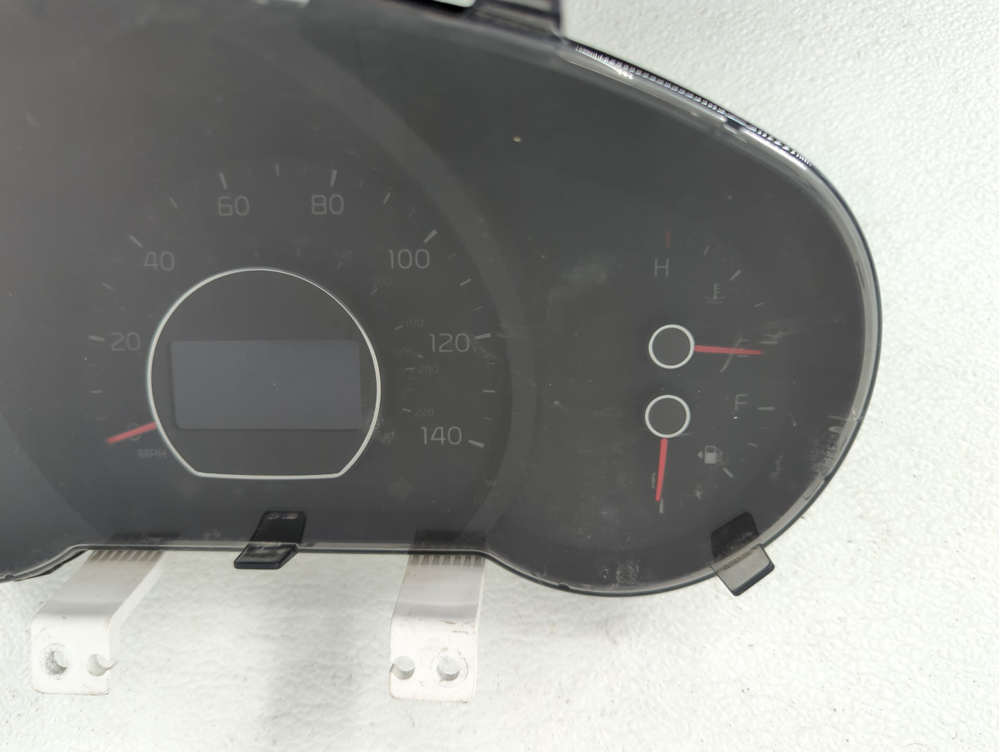 2014-2015 Kia Soul Instrument Cluster Speedometer Gauges P/N:94006-B2510 94006-B2520 Fits Fits 2014 2015 OEM Used Auto Parts