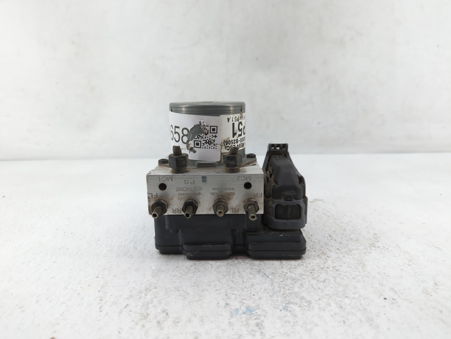 2014-2015 Kia Soul ABS Pump Control Module Replacement P/N:58900-B2506 58929-B2506, 58920-B2506 Fits Fits 2014 2015 OEM Used