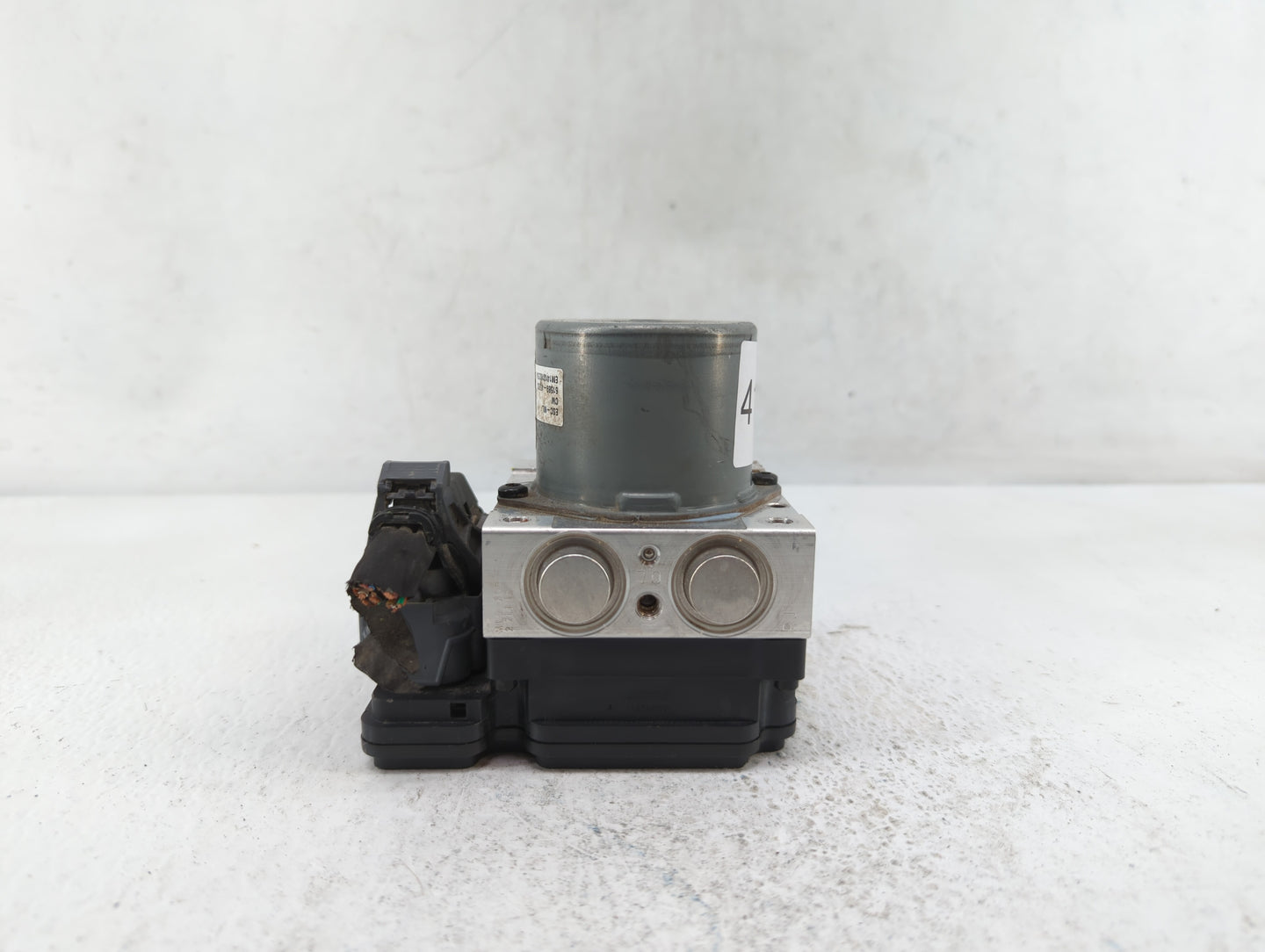 2014-2015 Kia Soul ABS Pump Control Module Replacement P/N:58900-B2506 58929-B2506, 58920-B2506 Fits Fits 2014 2015 OEM Used