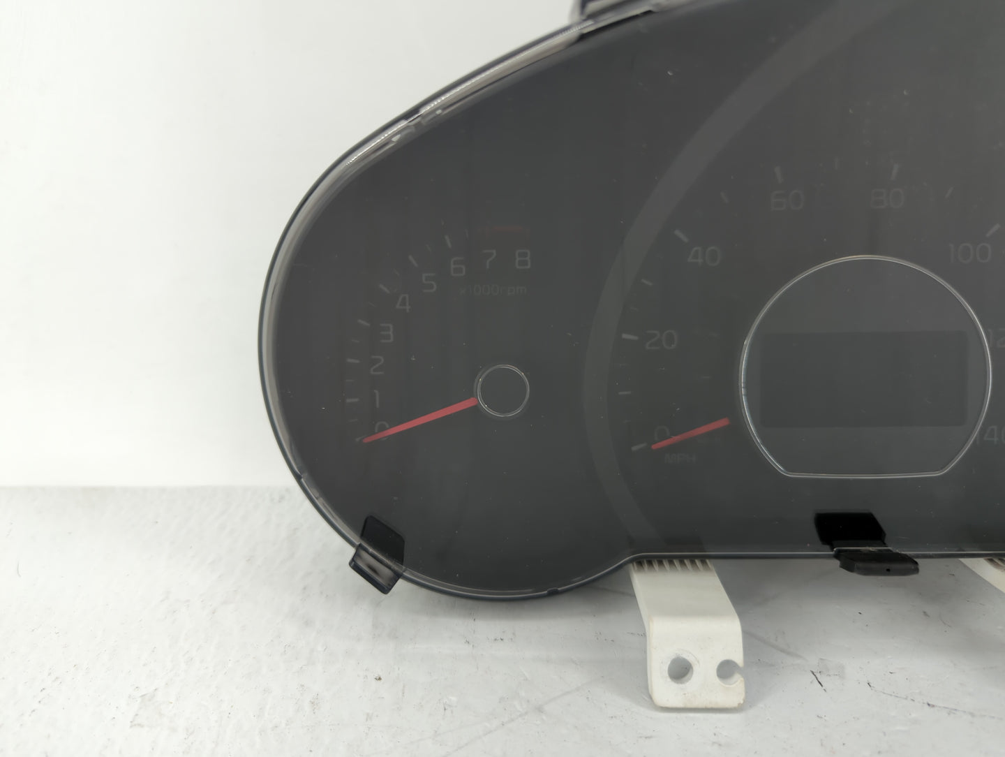 2014-2015 Kia Soul Instrument Cluster Speedometer Gauges P/N:94006-B2510 94006-B2520 Fits Fits 2014 2015 OEM Used Auto Parts