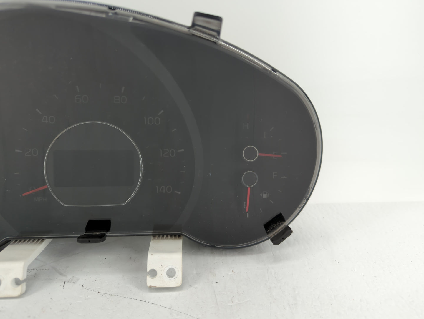 2014-2015 Kia Soul Instrument Cluster Speedometer Gauges P/N:94006-B2510 94006-B2520 Fits Fits 2014 2015 OEM Used Auto Parts
