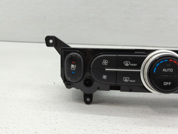 2014-2016 Kia Soul Climate Control Module Temperature AC/Heater Replacement P/N:97250-B2GS0 97250-B2XXX Fits Fits 2014 2015 2016 OEM Used Auto Parts