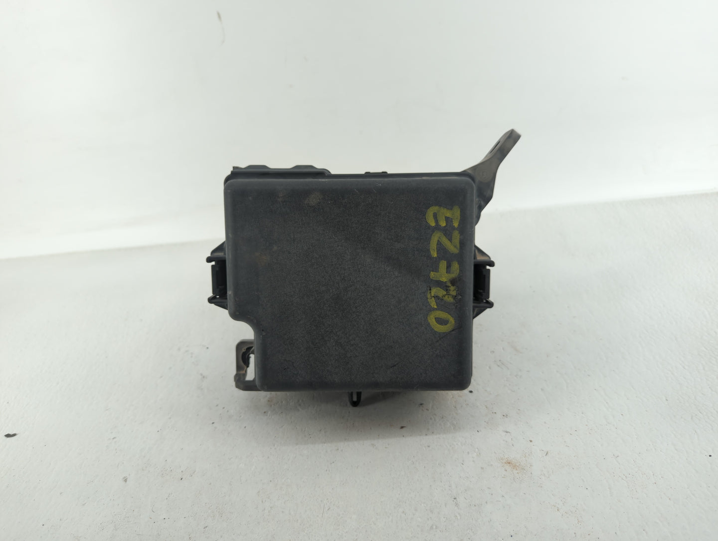 2015 Kia Soul Fusebox Fuse Box Panel Relay Module P/N:91417B2090 91417B2120, 91415B2160, 91950-B2090 Fits OEM Used Auto Part
