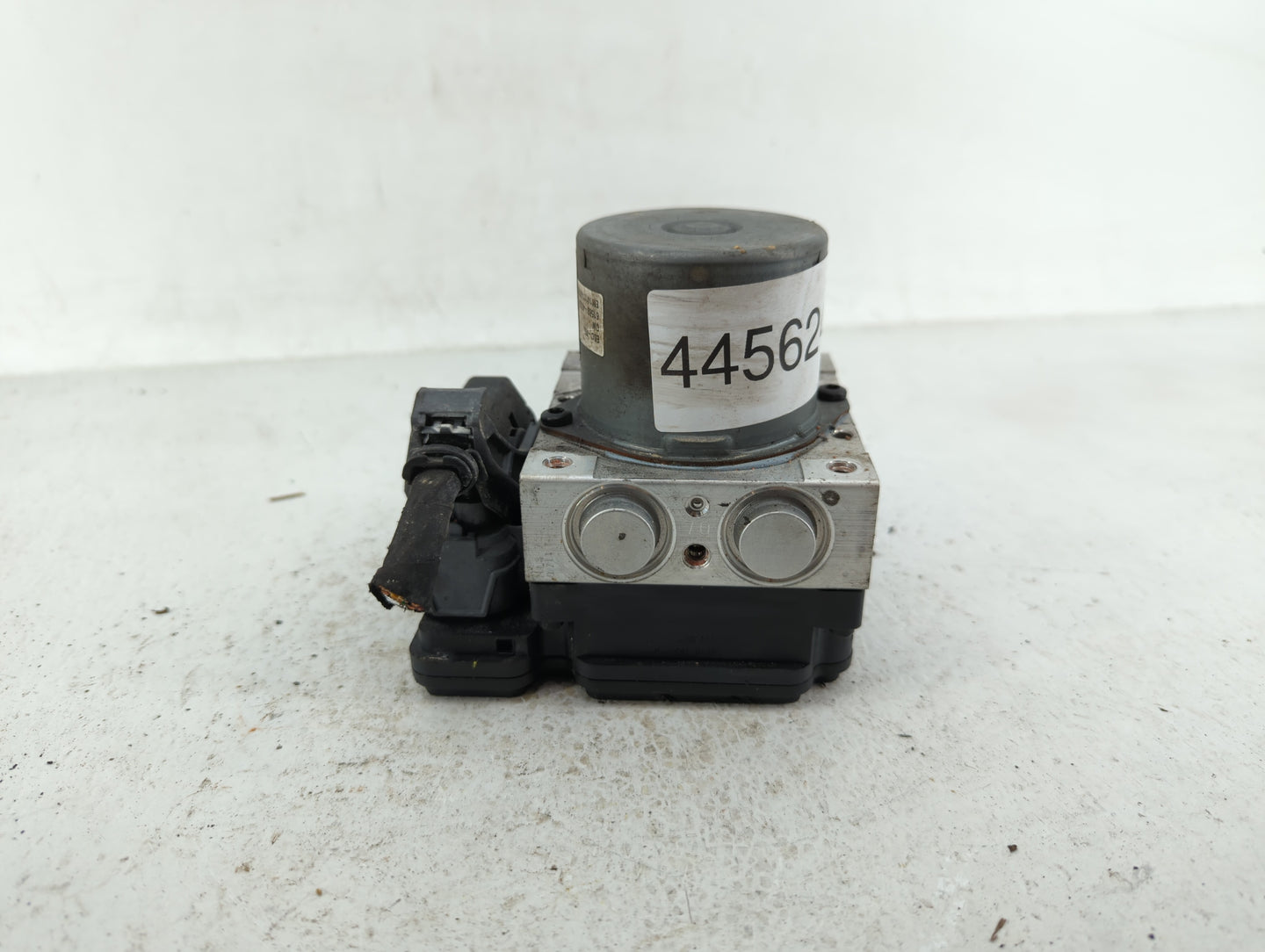 2014-2015 Kia Soul ABS Pump Control Module Replacement P/N:58900-B2506 58929-B2506, 58920-B2506 Fits Fits 2014 2015 OEM Used