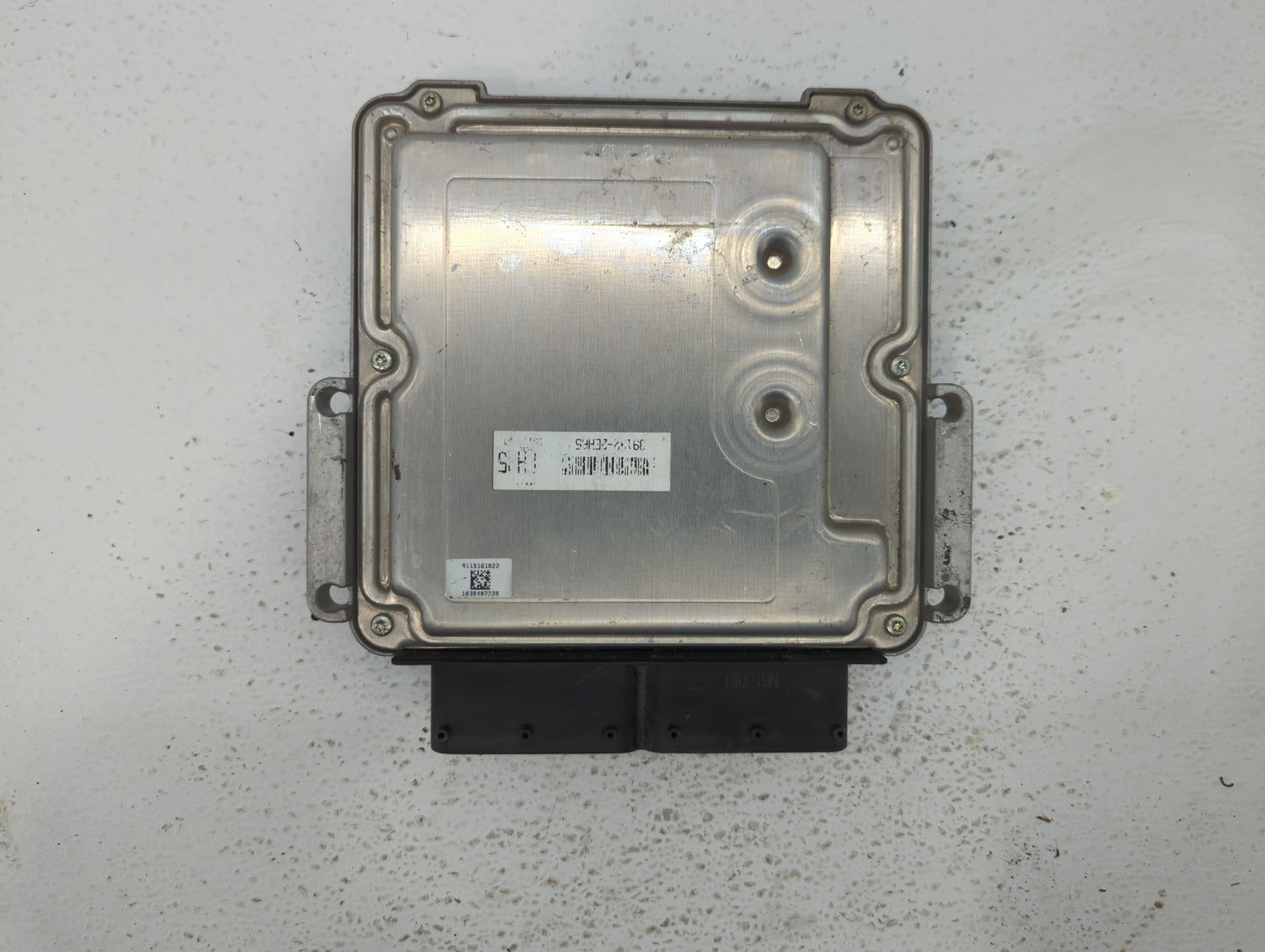 2015 Kia Soul PCM Engine Control Computer ECU ECM PCU OEM P/N:39133-2EHA5 Fits OEM Used Auto Parts - Oemusedautoparts1.com