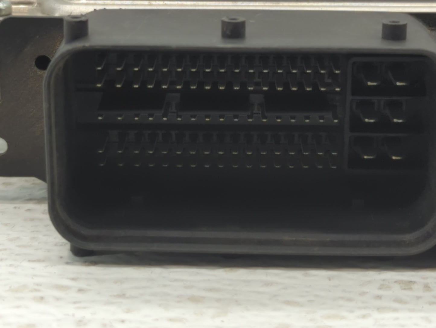 2015 Kia Soul PCM Engine Control Computer ECU ECM PCU OEM P/N:39133-2EHA3 Fits OEM Used Auto Parts - Oemusedautoparts1.com