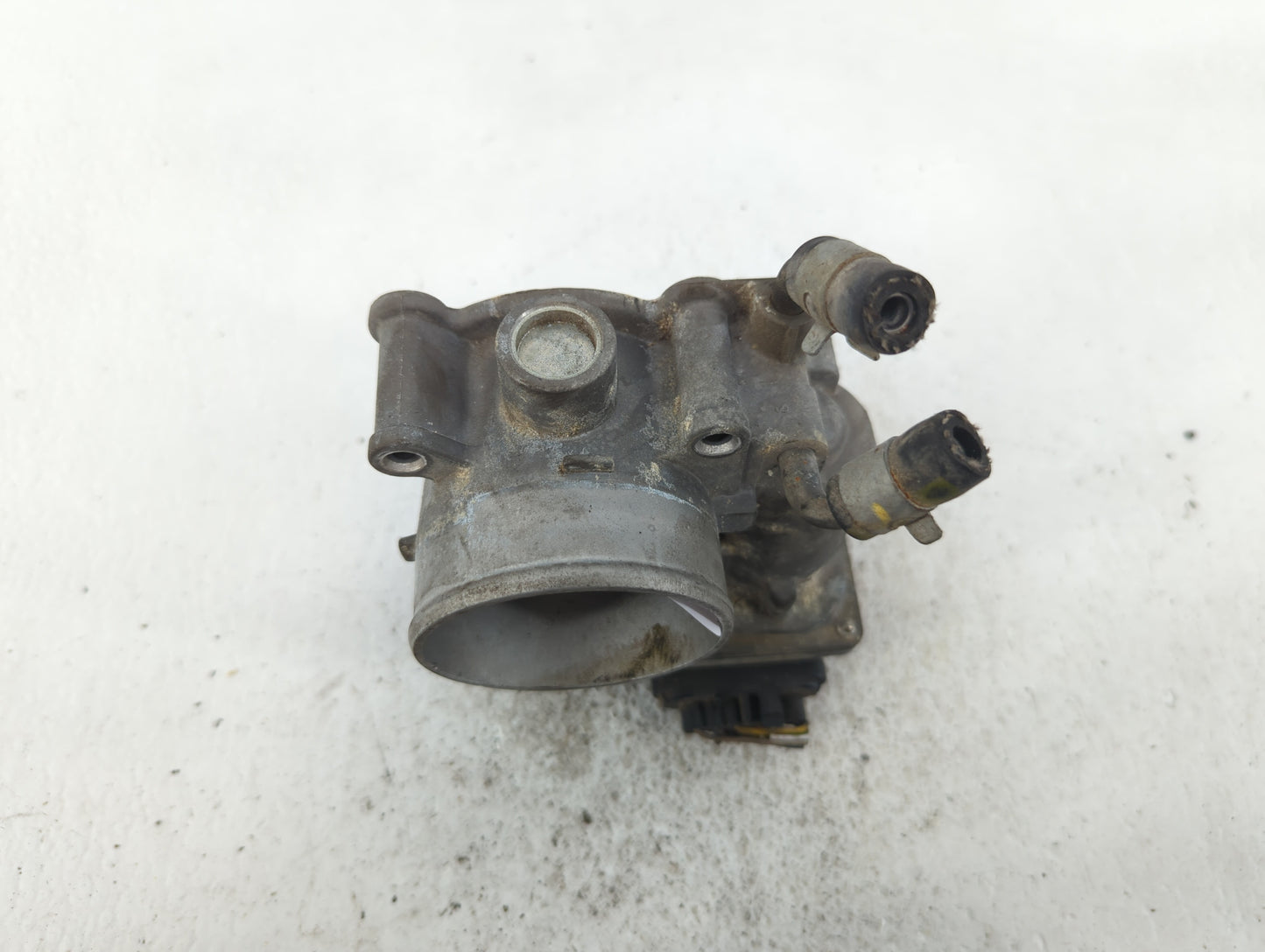 2014-2019 Kia Soul Throttle Body P/N:35100-2E000 35100-2E710 Fits Fits 2011 2012 2013 2014 2015 2016 2017 2018 2019 2020 202