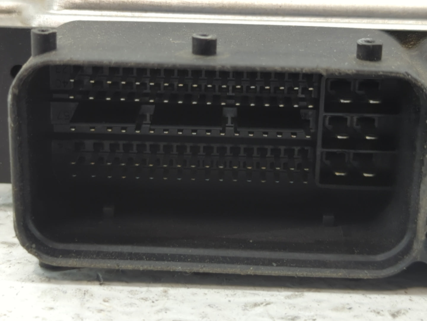 2015 Kia Soul PCM Engine Control Computer ECU ECM PCU OEM P/N:39133-2EHA5 39133-2EHA3 Fits OEM Used Auto Parts - Oemusedauto