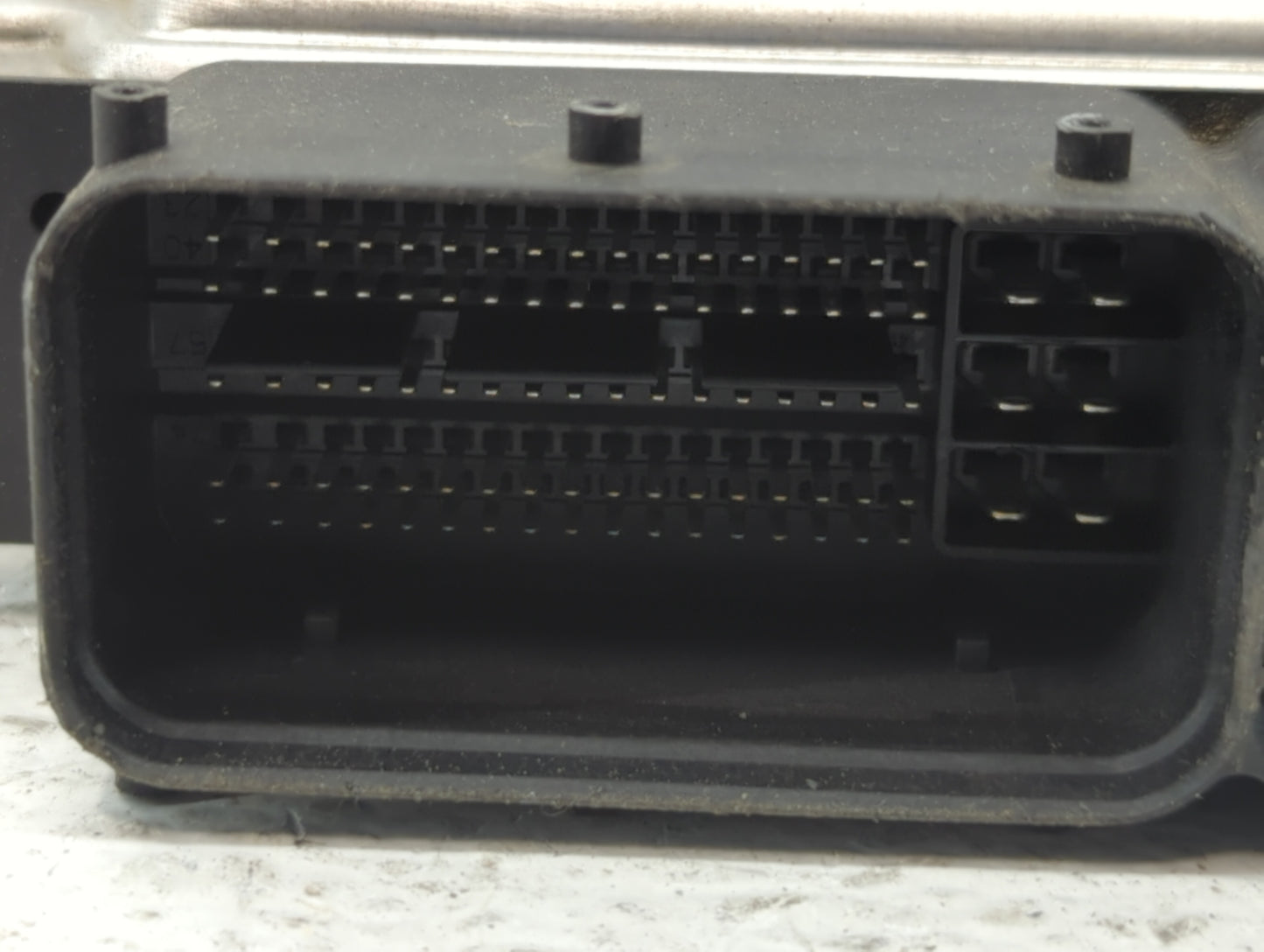 2015 Kia Soul PCM Engine Control Computer ECU ECM PCU OEM P/N:39133-2EHA5 39133-2EHA3 Fits OEM Used Auto Parts - Oemusedauto