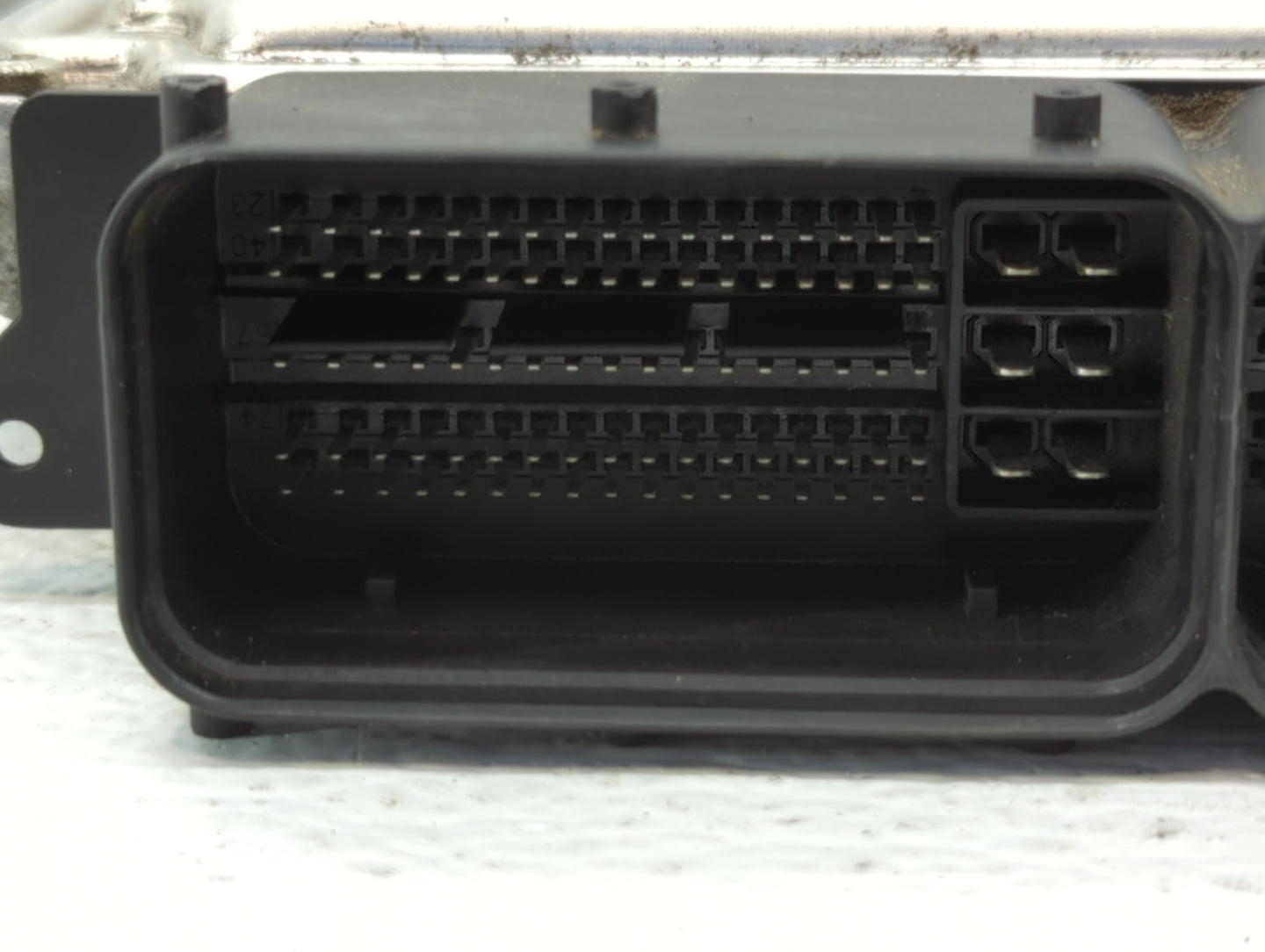 2015 Kia Soul PCM Engine Control Computer ECU ECM PCU OEM P/N:39133-2EHA5 39133-2EHA4, 39133-2EHA3 Fits OEM Used Auto Parts 