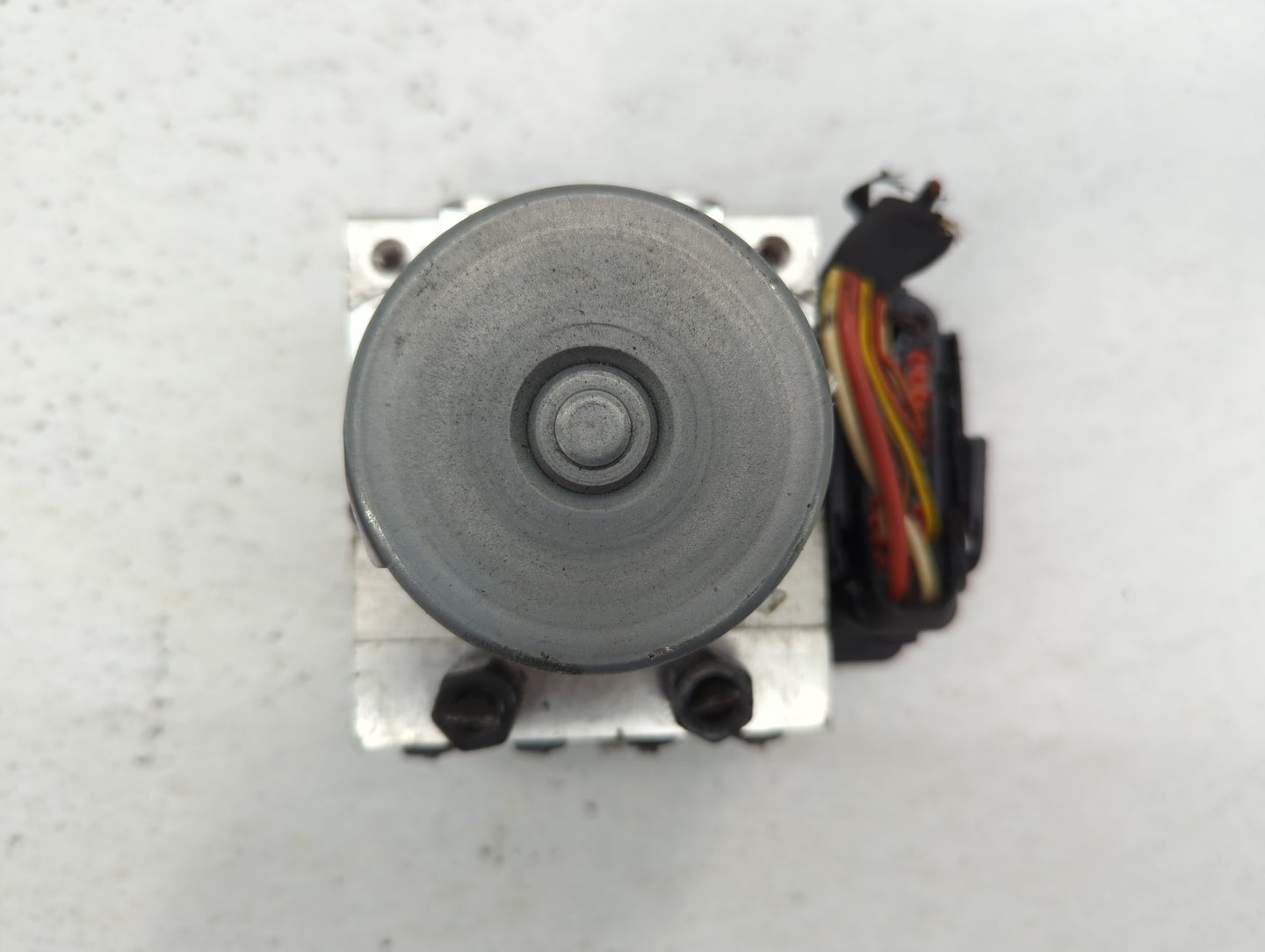 2014-2015 Kia Soul ABS Pump Control Module Replacement P/N:B2589-20520 Fits Fits 2014 2015 OEM Used Auto Parts - Oemusedauto