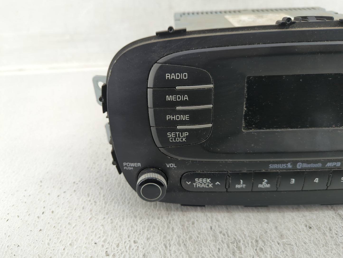 2014-2016 Kia Soul Am Fm Cd Player Radio Receiver - Oemusedautoparts1.com