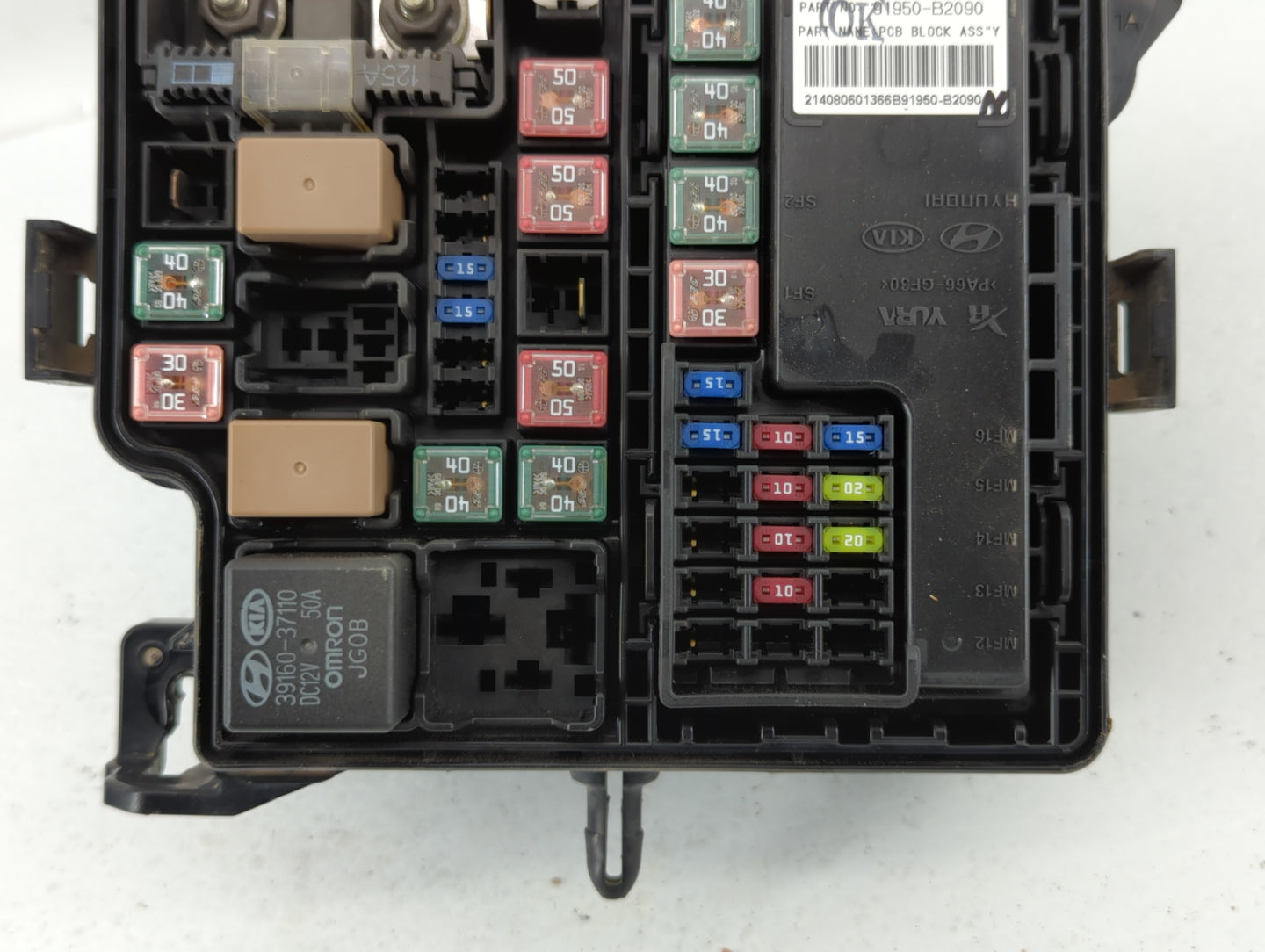 2015 Kia Soul Fusebox Fuse Box Panel Relay Module P/N:91950-B2090 91417B2090, 91417B2120, 91415B2160 Fits OEM Used Auto Part