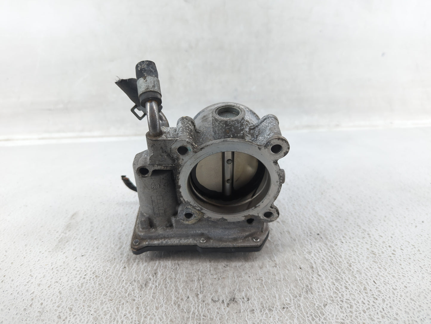 2014-2019 Kia Soul Throttle Body P/N:35100-2E000 Fits Fits 2011 2012 2013 2014 2015 2016 2017 2018 2019 2020 2021 OEM Used A
