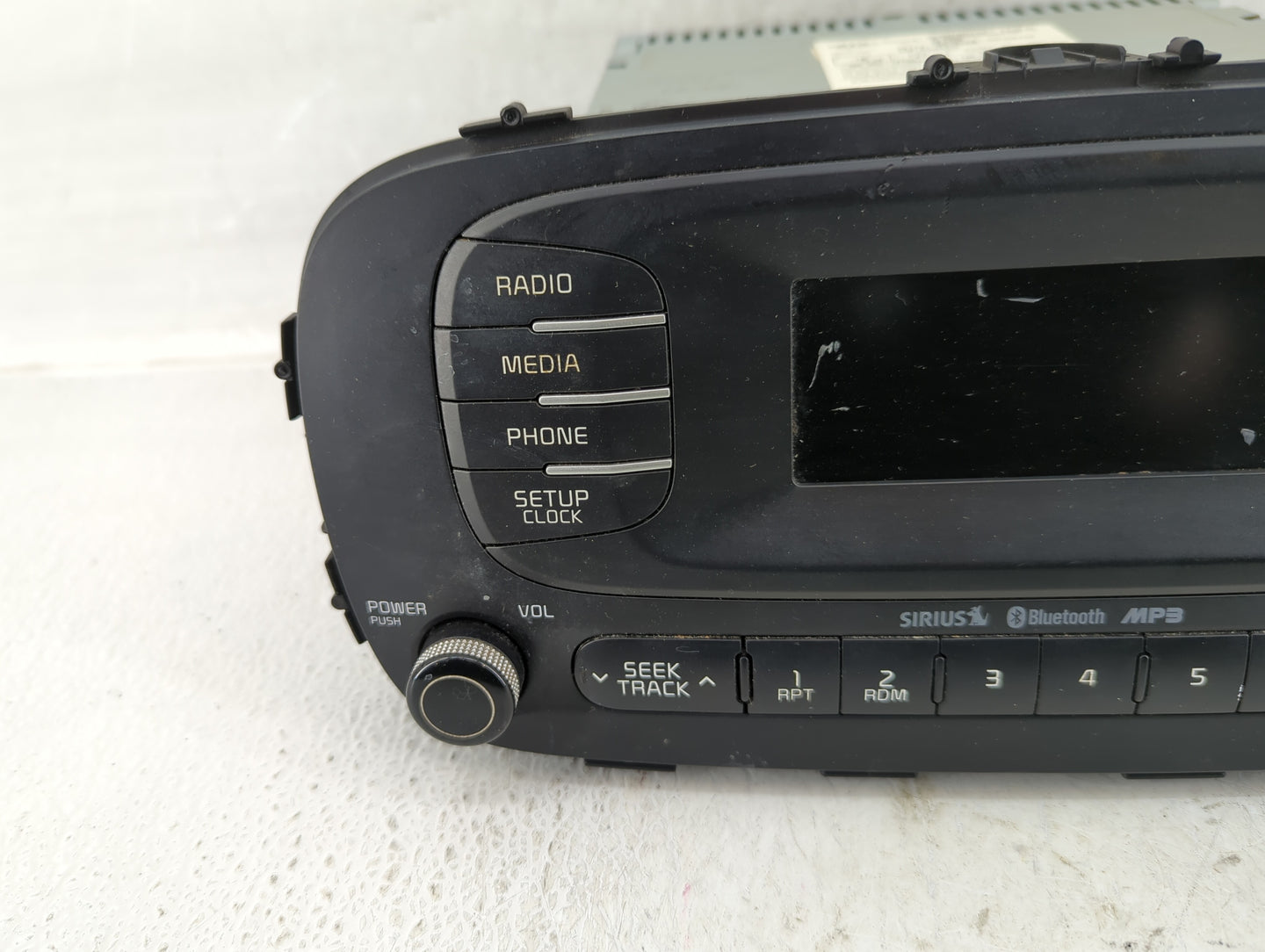 2014-2016 Kia Soul Radio AM FM Cd Player Receiver Replacement P/N:96170-B2090CA Fits Fits 2014 2015 2016 OEM Used Auto Parts