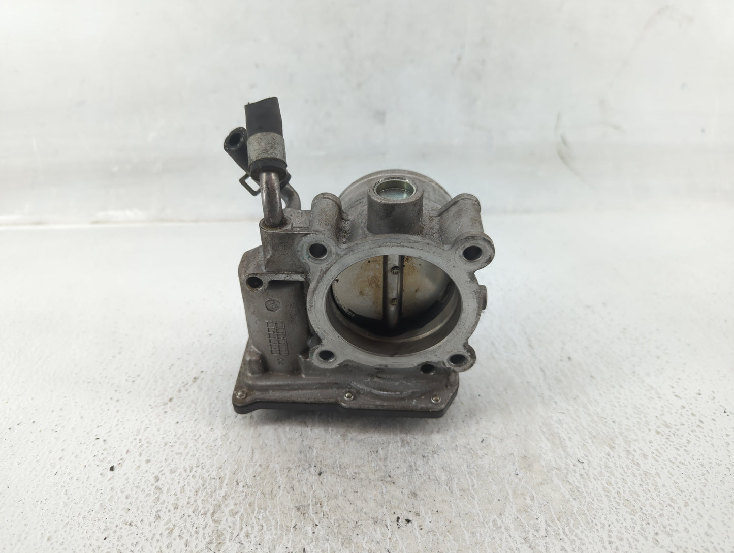 2014-2019 Kia Soul Throttle Body P/N:35100-2E000 Fits Fits 2011 2012 2013 2014 2015 2016 2017 2018 2019 2020 2021 OEM Used A