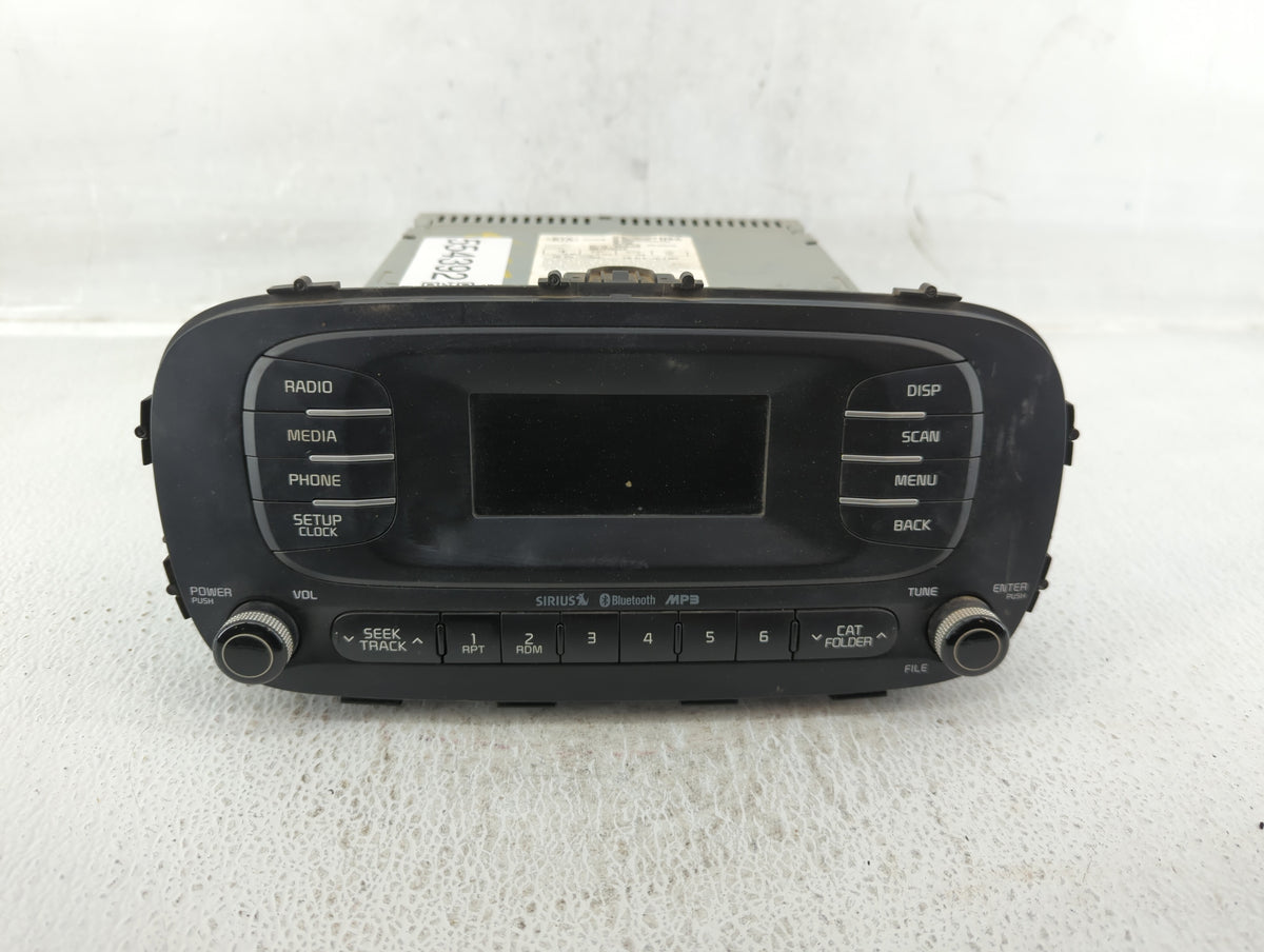2014-2016 Kia Soul Am Fm Cd Player Radio Receiver 554392 - Oemusedautoparts1.com