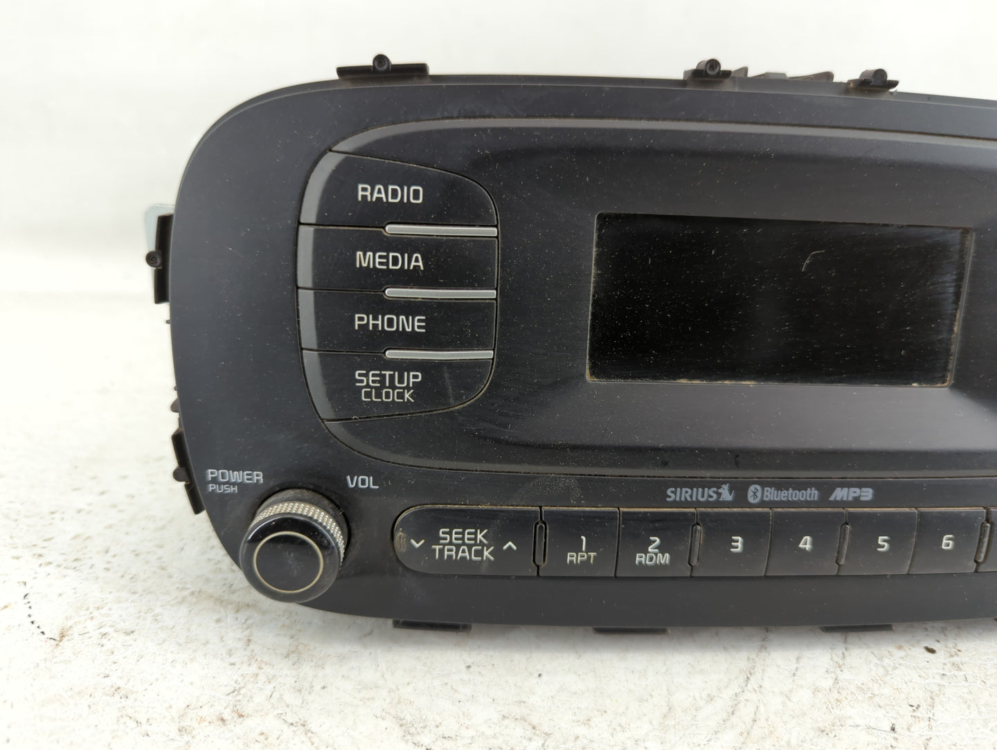 2014-2016 Kia Soul Am Fm Cd Player Radio Receiver - Oemusedautoparts1.com