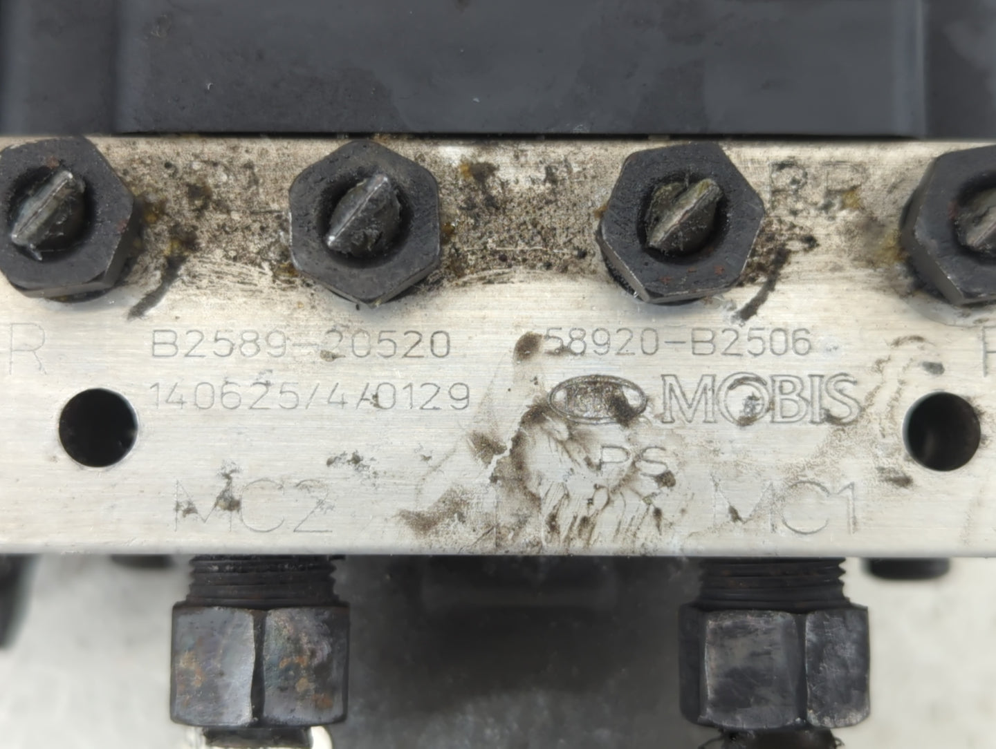 2014-2015 Kia Soul ABS Pump Control Module Replacement P/N:58920-B2506 Fits Fits 2014 2015 OEM Used Auto Parts - Oemusedauto