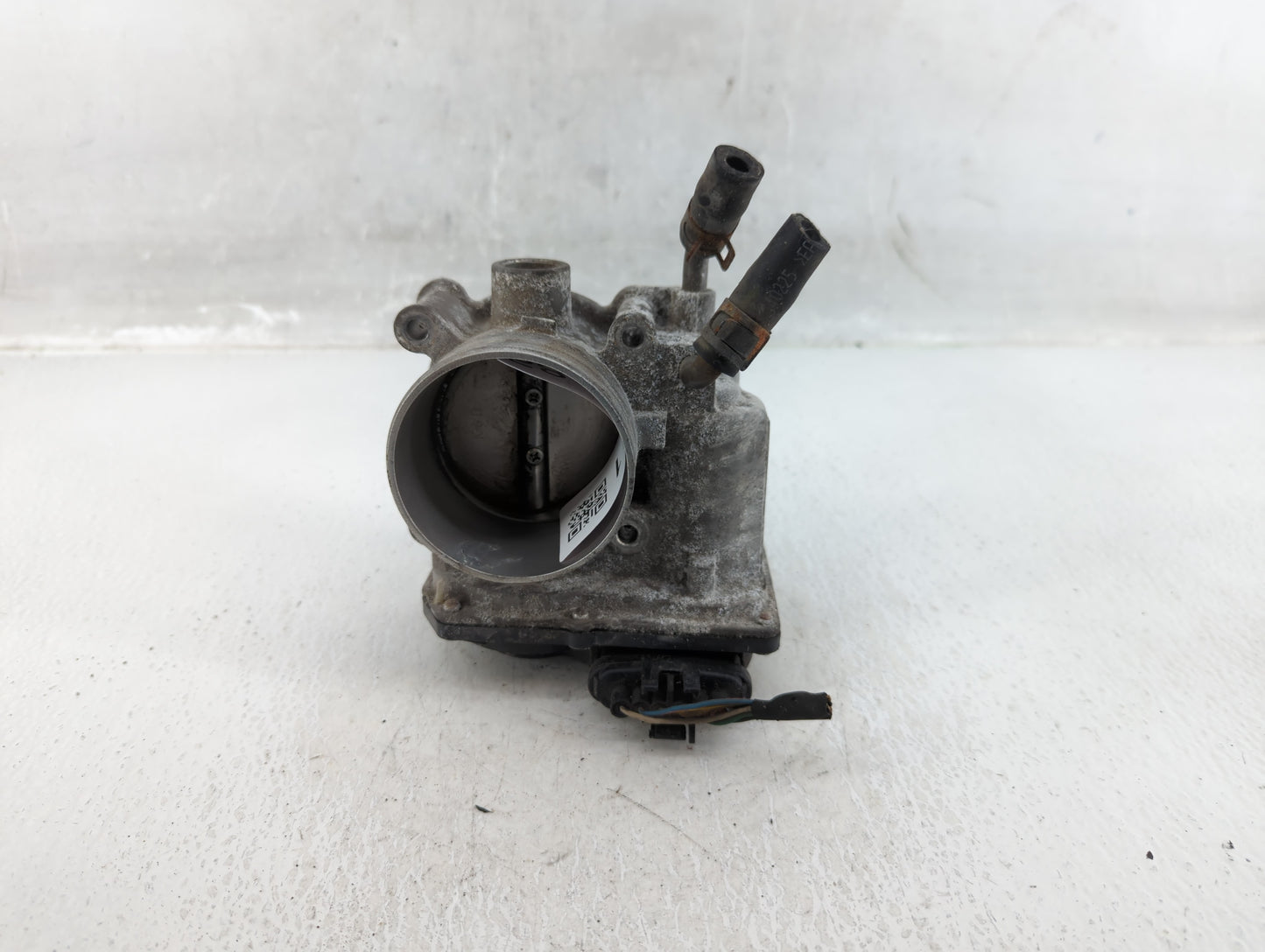 2014-2019 Kia Soul Throttle Body P/N:35100-2E000 Fits Fits 2011 2012 2013 2014 2015 2016 2017 2018 2019 2020 2021 OEM Used A