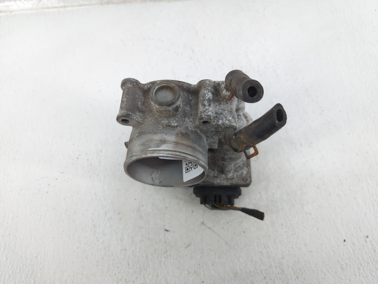 2014-2019 Kia Soul Throttle Body P/N:35100-2E000 Fits Fits 2011 2012 2013 2014 2015 2016 2017 2018 2019 2020 2021 OEM Used A