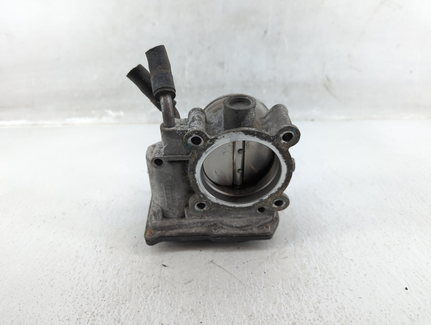 2014-2019 Kia Soul Throttle Body P/N:35100-2E000 Fits Fits 2011 2012 2013 2014 2015 2016 2017 2018 2019 2020 2021 OEM Used A
