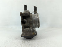 2012-2019 Kia Soul Throttle Body P/N:35100-2B300 Fits Fits 2012 2013 2014 2015 2016 2017 2018 2019 OEM Used Auto Parts - Oem