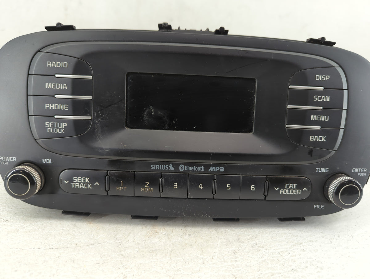 2014-2016 Kia Soul Am Fm Cd Player Radio Receiver 582321 - Oemusedautoparts1.com